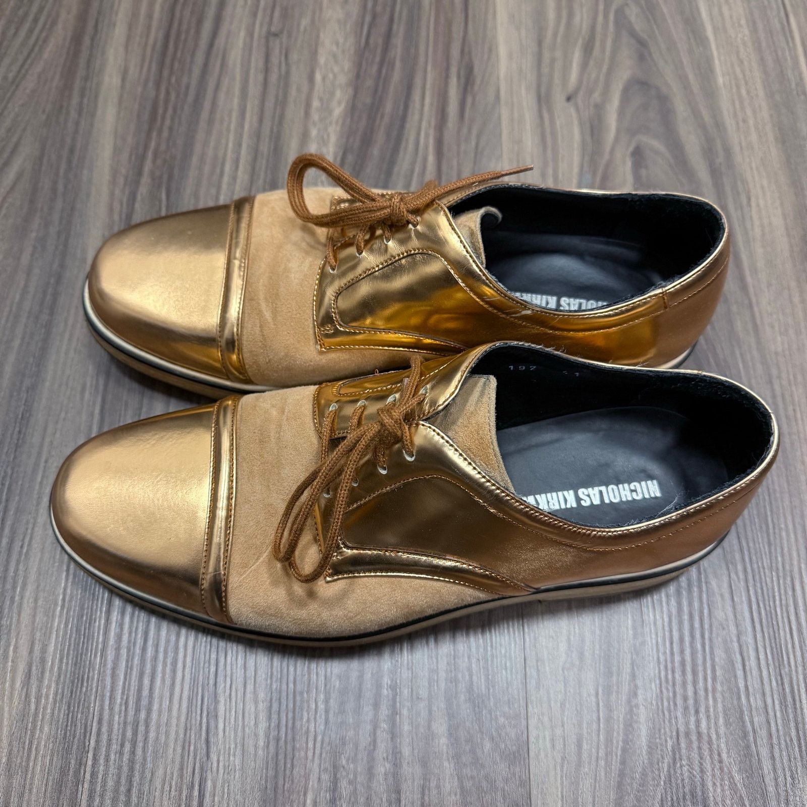 Nicholas Kirkwood Fabulous Nicholas Kirkwood Gold Suede Luxury Sneaker 41 Size US 8 / EU 41 - 2 Thumbnail
