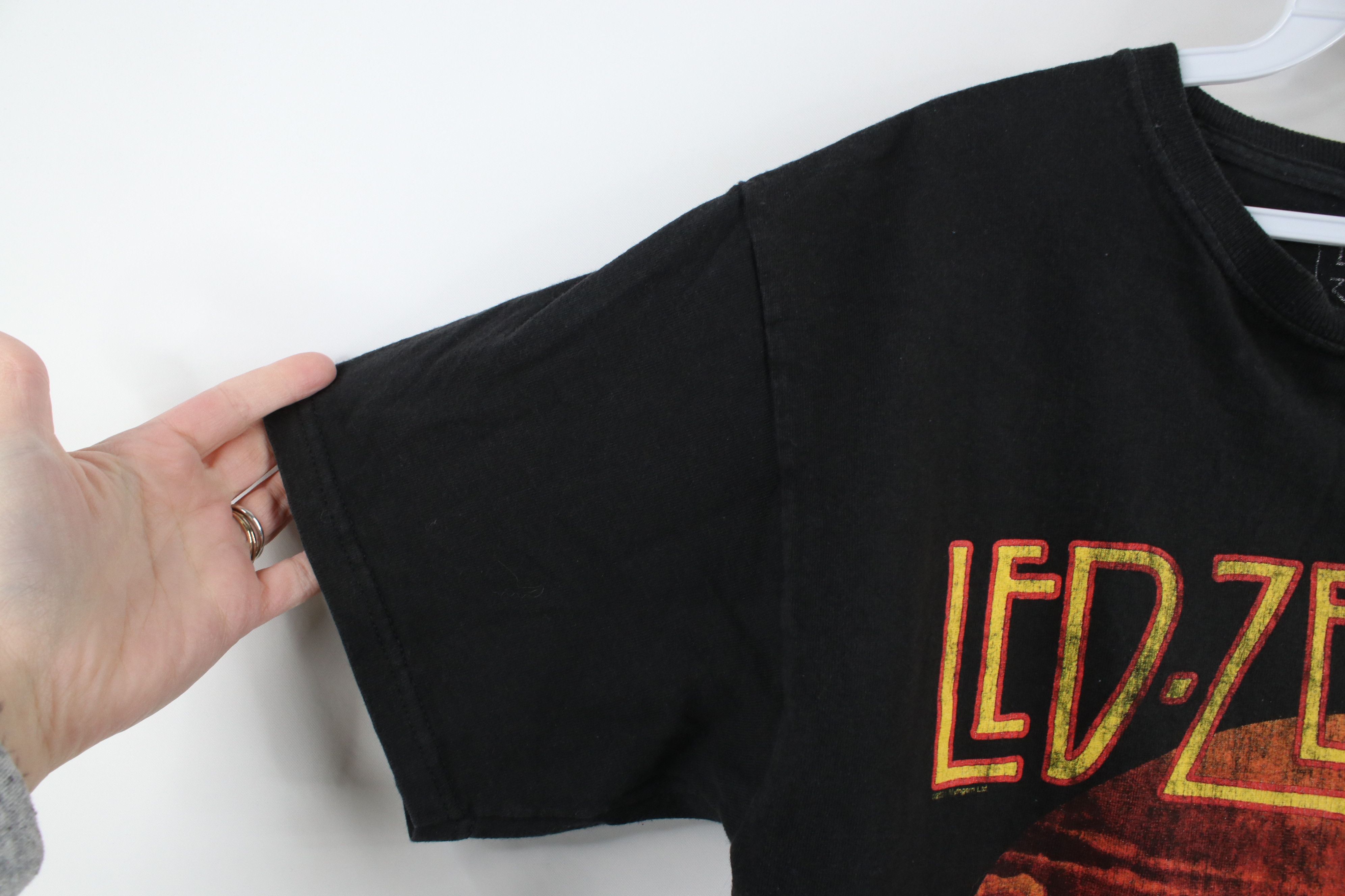 Vintage Retro Y2K Tour Led Zeppelin Band Short Sleeve T-Shirt Black Size US M / EU 48-50 / 2 - 8 Thumbnail
