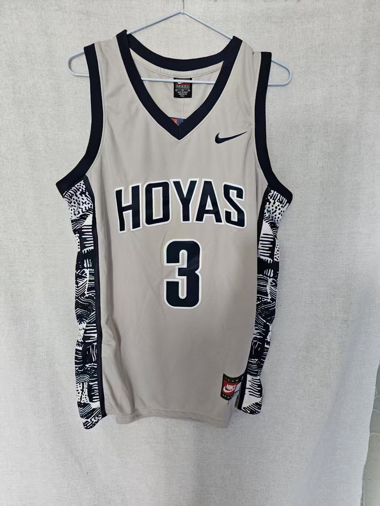 NBA Allen Iverson Jersey Stitched Hoyas Size US M / EU 48-50 / 2 - 2 Thumbnail