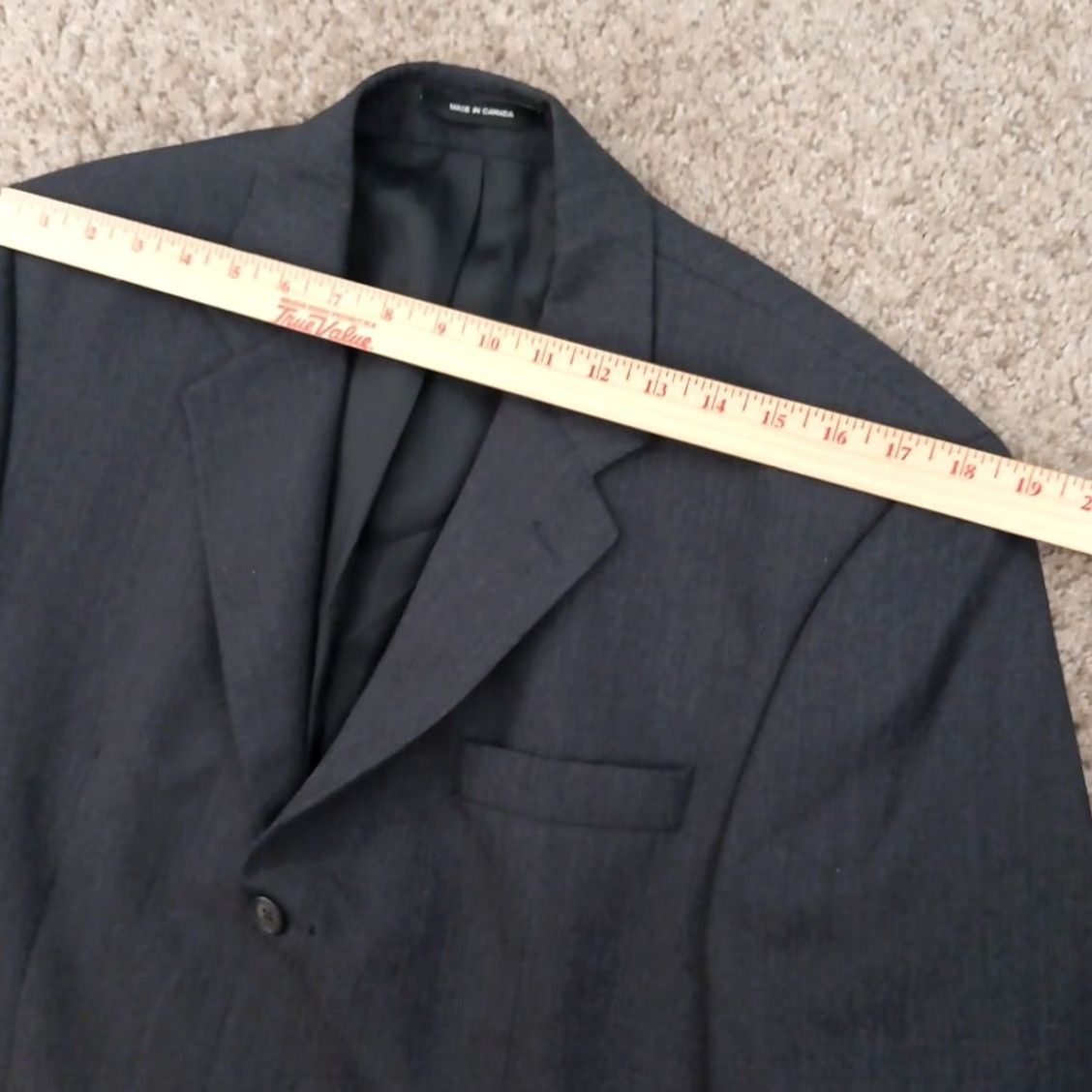 Calvin Klein Calvin Klein Blazer Mens 38 Gray Wool Solid 3-Button Notch Lapel Ventless Single-Breasted 2 Piece Regular Mens Size 38R - 2 Thumbnail