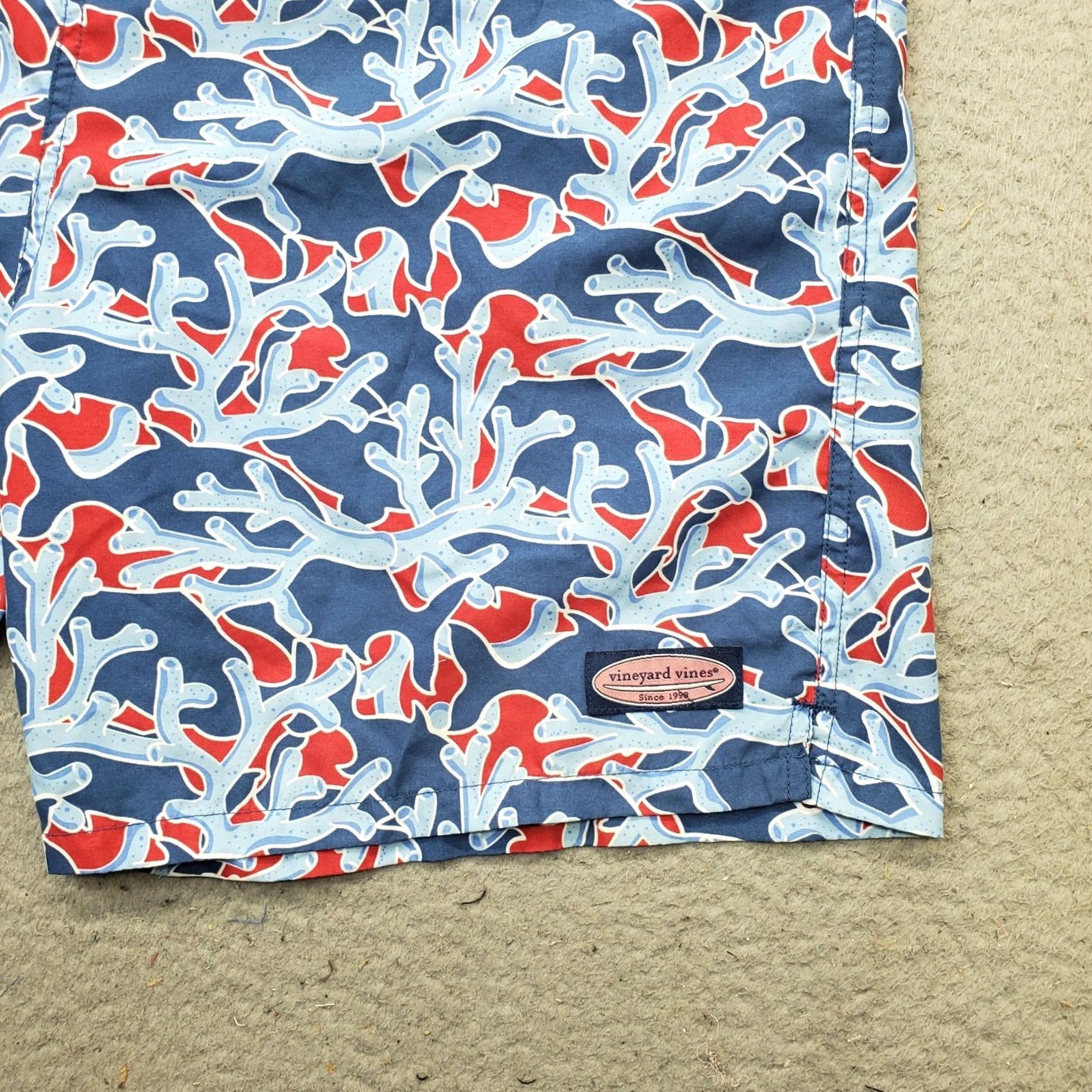 Vineyard Vines Vineyard Vines Chino Shorts Mens L Multicolor Flat Front Slash Pockets Size US 33 - 4 Thumbnail