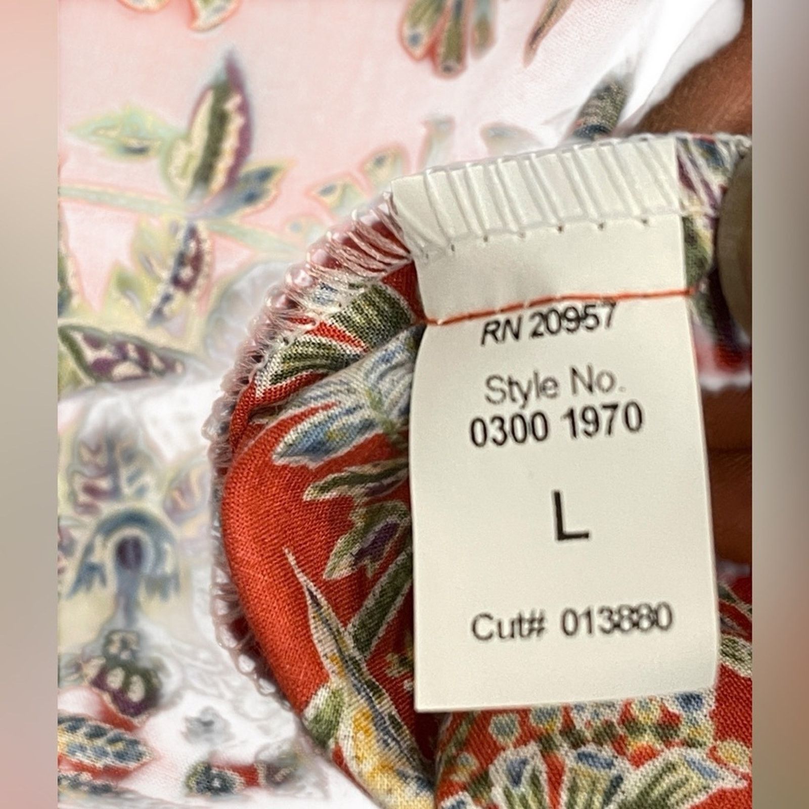 Tori Richard Tori Richard Men`s Red Floral Hawaiian Lawn Shirt :L NWT Size US L / EU 52-54 / 3 - 9 Thumbnail