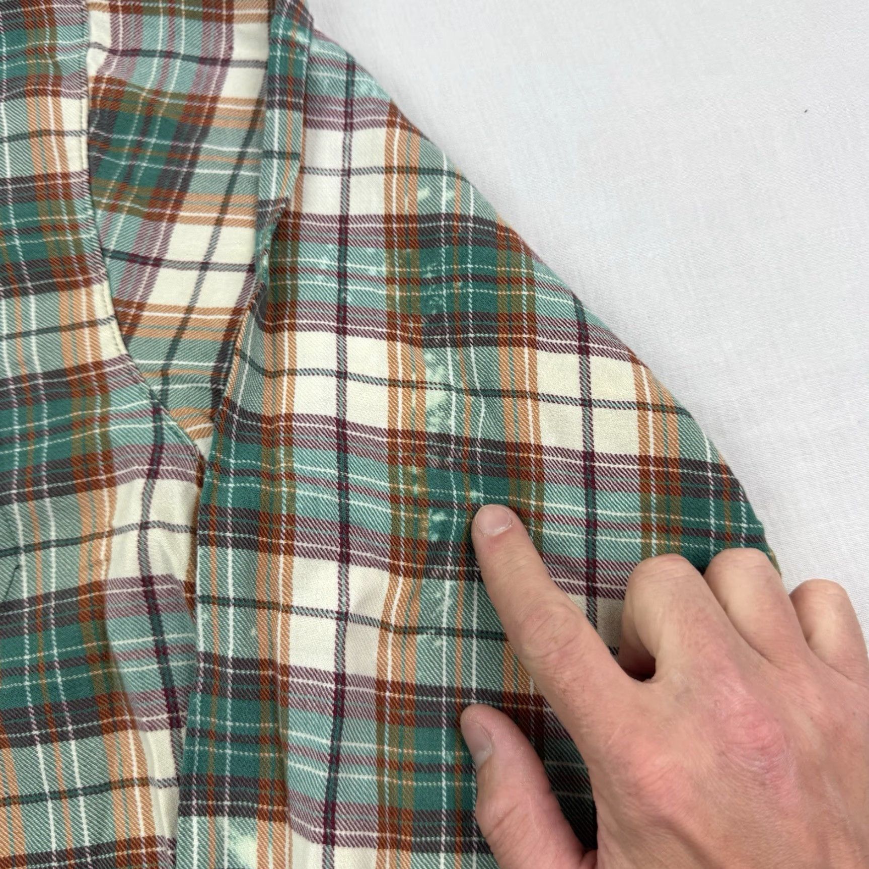 Vintage VINTAGE Greatland Shirt Adult L Green Plaid Button-Up Long Sleeve Outdoors Mens Regular 90s Classic Size US L / EU 52-54 / 3 - 3 Thumbnail