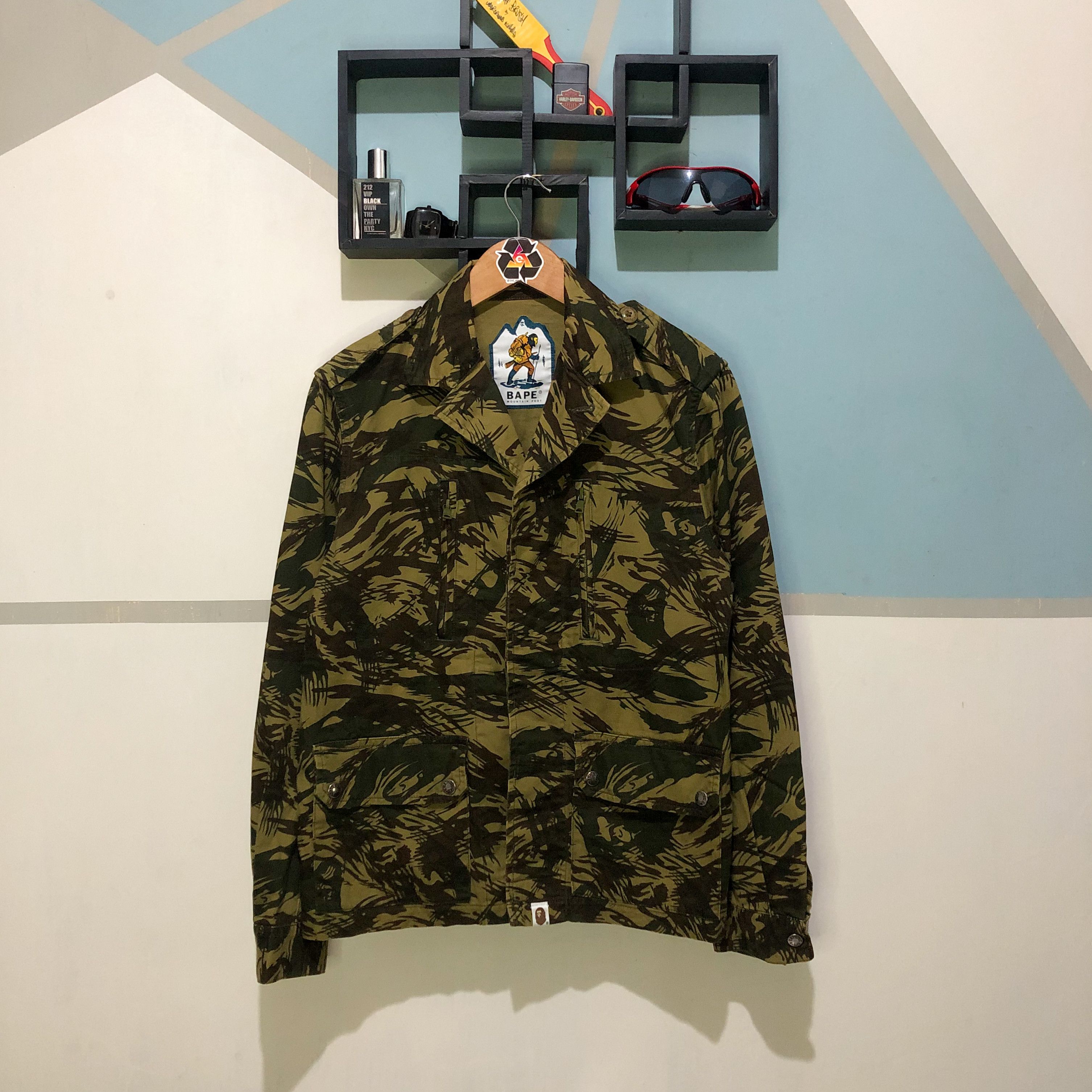 Bape Archive Bape Mountain Foot 2013 Lizard Camo Jacket Size US M / EU 48-50 / 2 - 1 Thumbnail