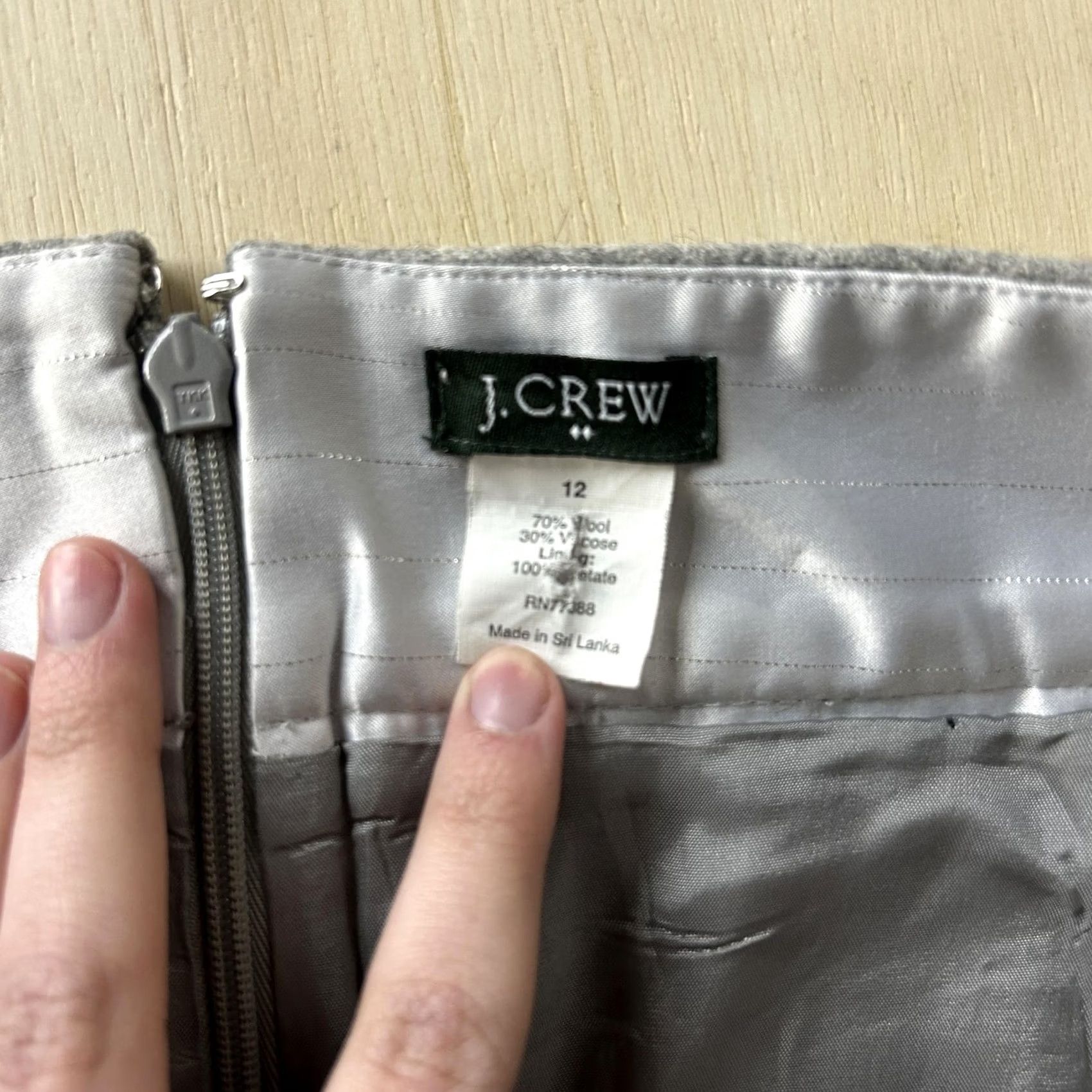 J.Crew J.Crew Skirt Womens 12 Gray Wool Pencil Knee Length Lined Workwear Office Career Size 34" / US 12 / IT 48 - 2 Thumbnail