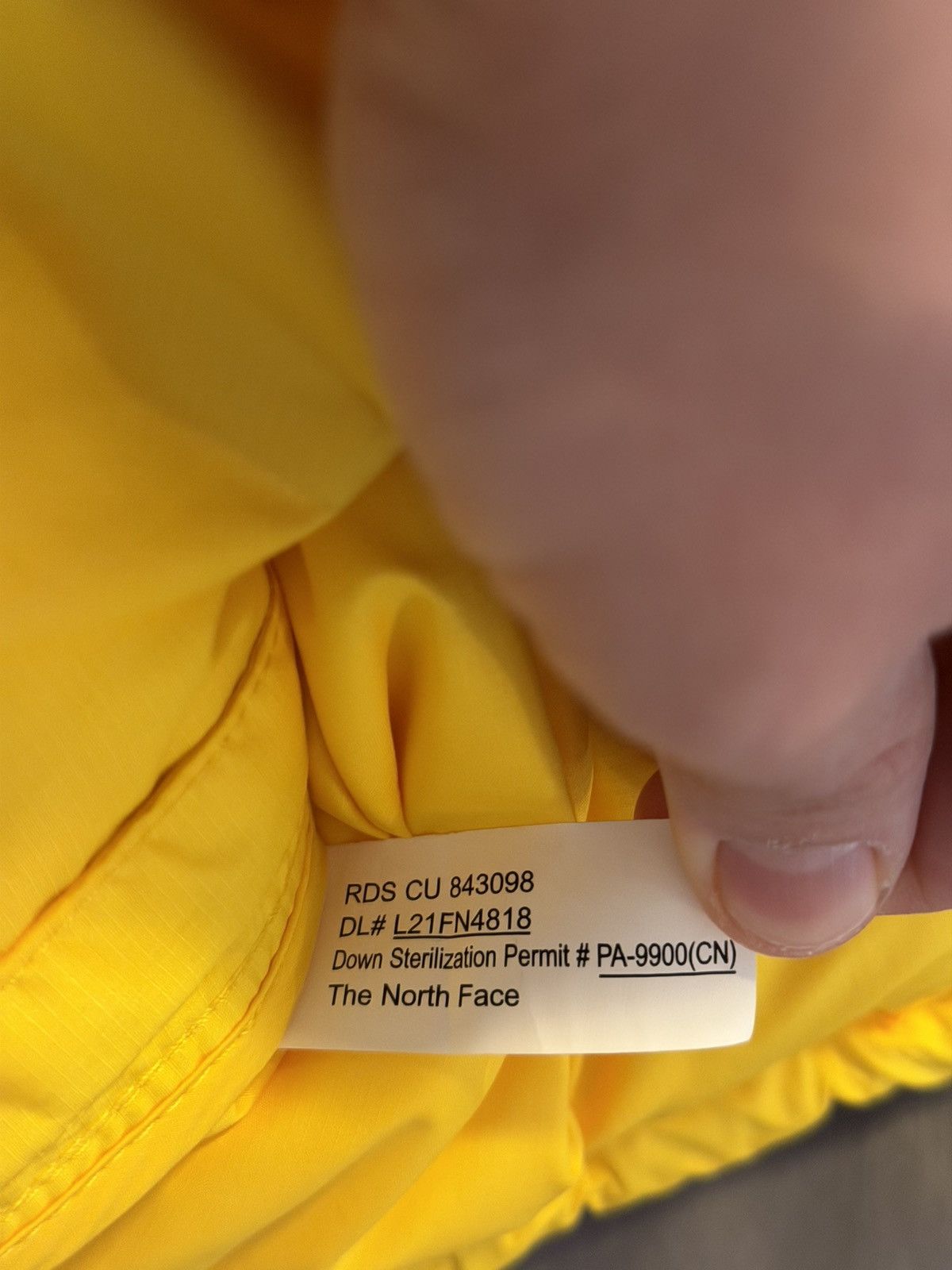 Supreme × The North Face 800-Fill Half Zip Hooded Pullover Yellow (L) Size US L / EU 52-54 / 3 - 12 Thumbnail