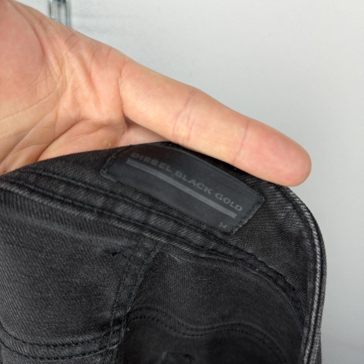 Diesel Black Gold Diesel black gold type 2614 comfort stretch black denim Size US 34 / EU 50 - 13 Thumbnail