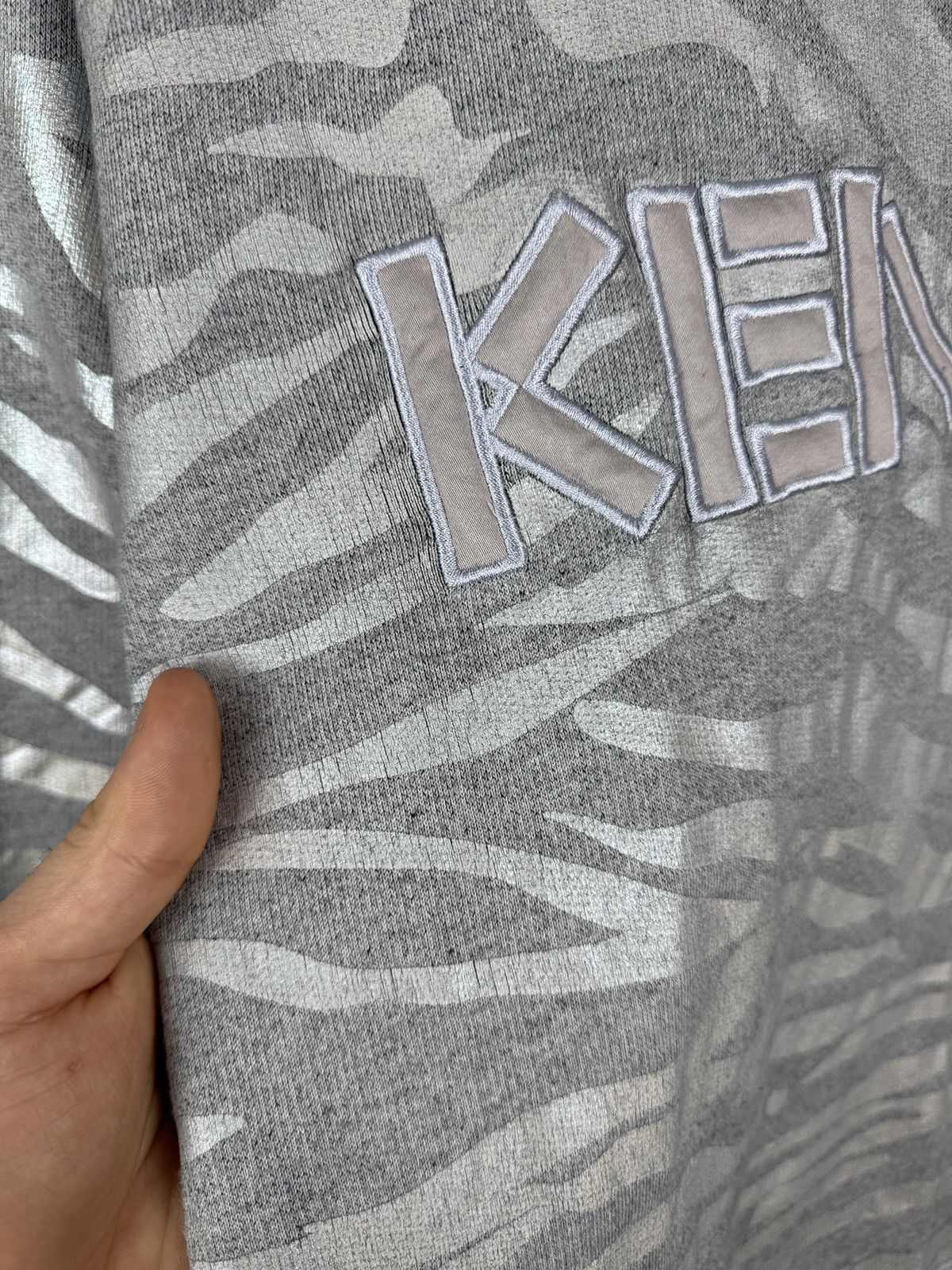 Kenzo Women’s Kenzo Paris Sweatshirt grey size M tiger print Size M / US 6-8 / IT 42-44 - 7 Thumbnail