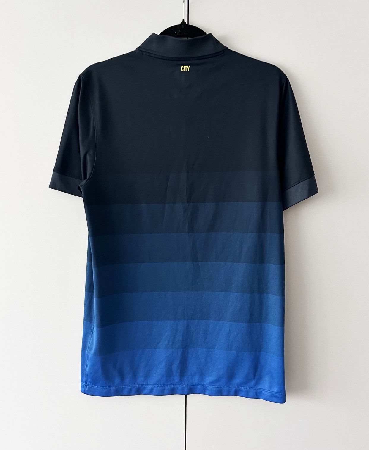 Nike Manchester City jersey 2014 2015 vintage nike Size US S / EU 44-46 / 1 - 10 Thumbnail