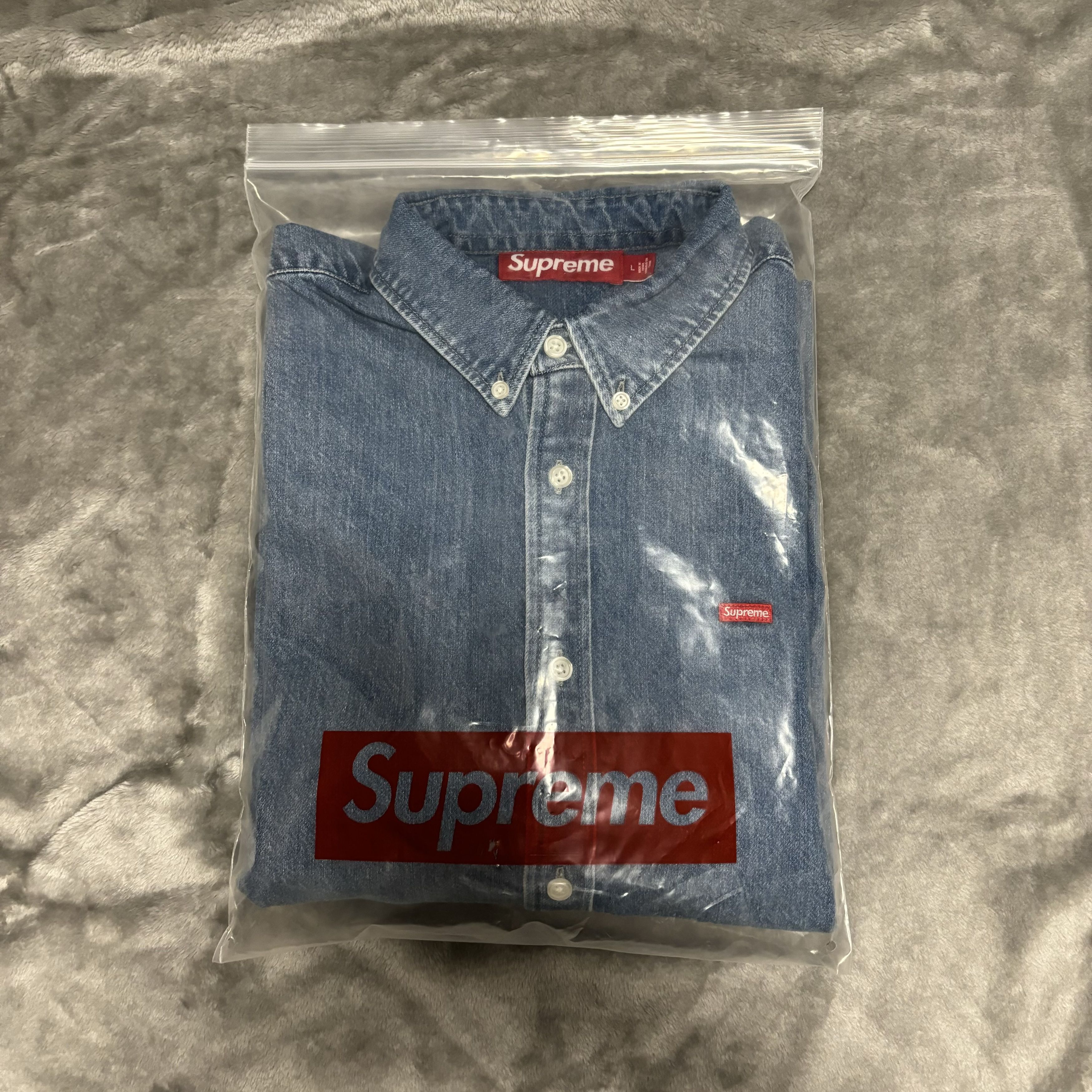 image of Supreme Small Box Shirt Denim - 23Fw, Men's (Size Large)
