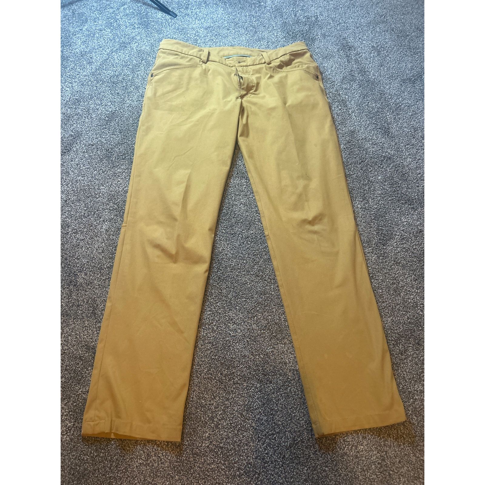 Lululemon Lululemon men’s khaki abc pants size 36x32 Size US 36 / EU 52 - 1 Thumbnail