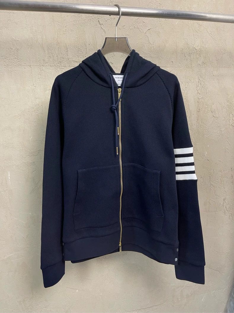 Thom Browne Thom browne Dark blue classic four-striped waffe zipper jac Size US M / EU 48-50 / 2 - 1 Thumbnail