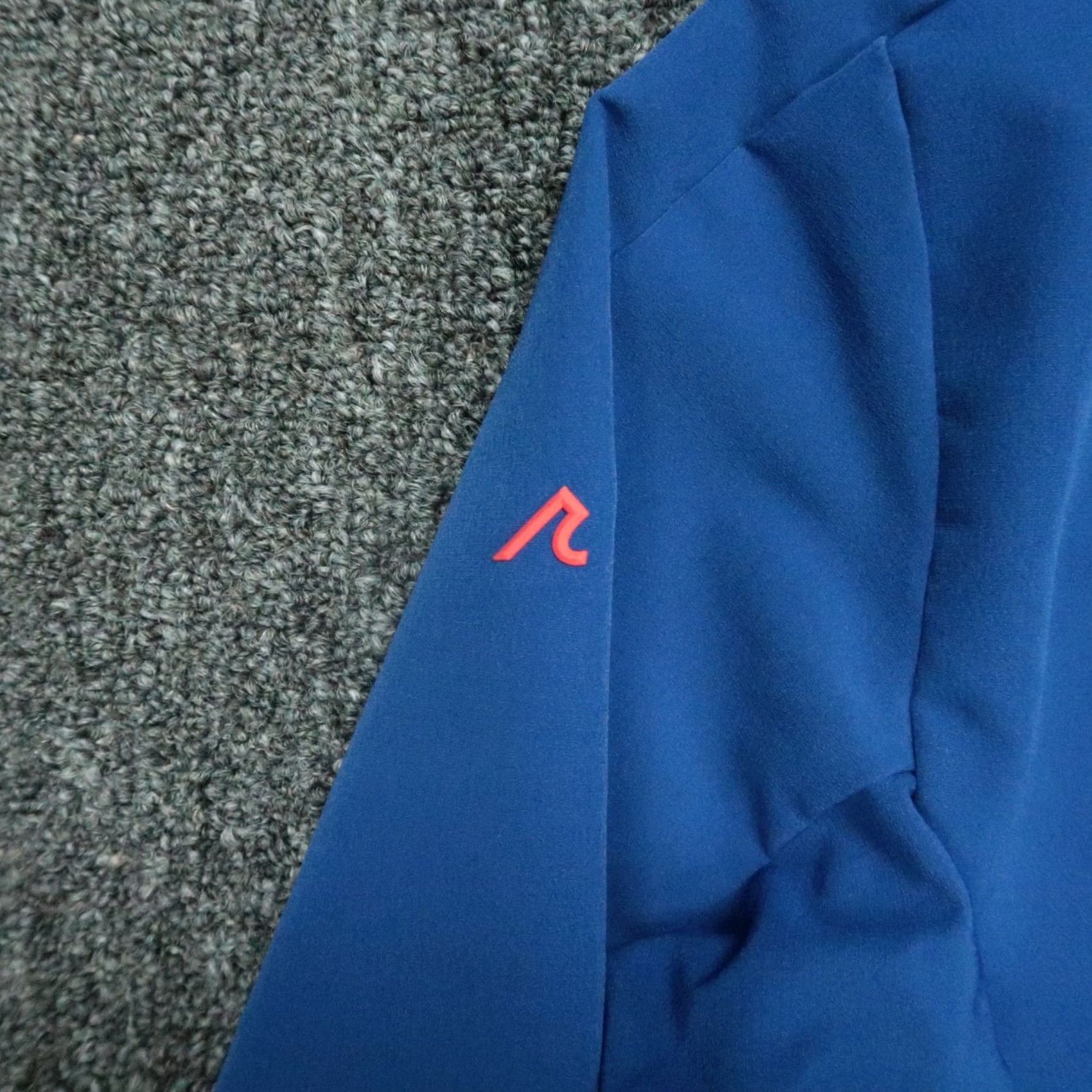 Vintage Redvanly Jacket Men S Blue Full Zip Hooded Pockets Windbreaker Light Stretch Sport Outdoor Spring Winter Fall VINTAGE? No Size US S / EU 44-46 / 1 - 7 Thumbnail