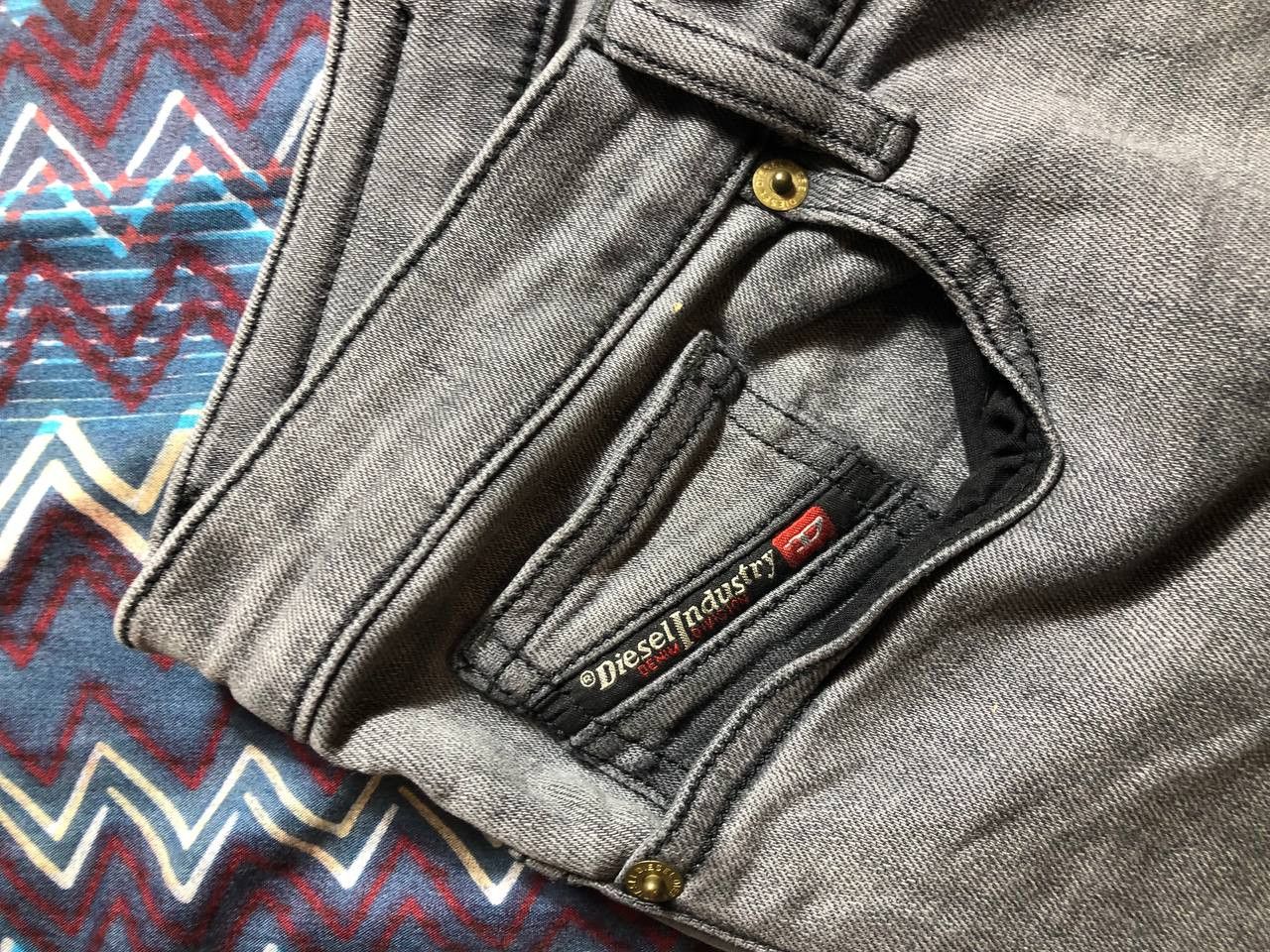 Diesel × Vintage Vintage Diesel Jeans Distressed Faded Wide Y2K Size US 33 - 21 Thumbnail