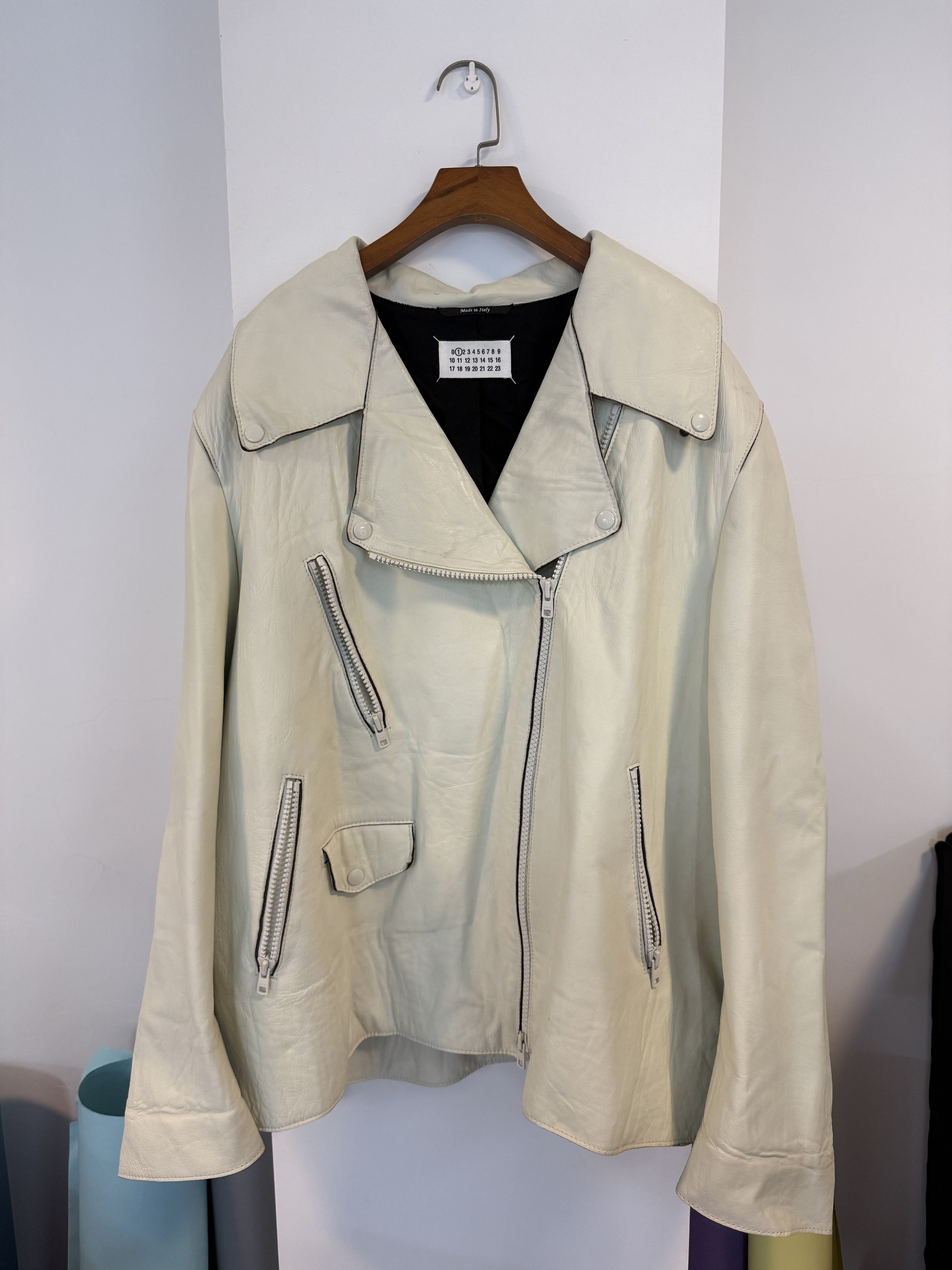 ジャケット・アウター 00s archive white leather jacket Maison Margiela SS 2002 Archive Margiela “White” Patched Leather