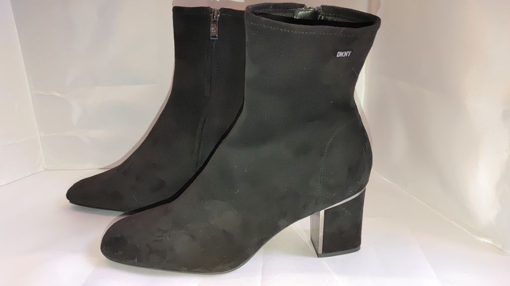 DKNY DKNY Cavale Suede Booties Size 10M NWOB Size US 10 / IT 40 - 2 Thumbnail