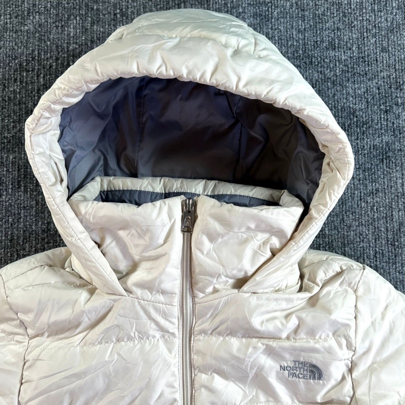 The North Face The North Face Puffer Jacket Women Small Cream Hooded Elastic Waist Quilted Zip Size S / US 4 / IT 40 - 2 Thumbnail