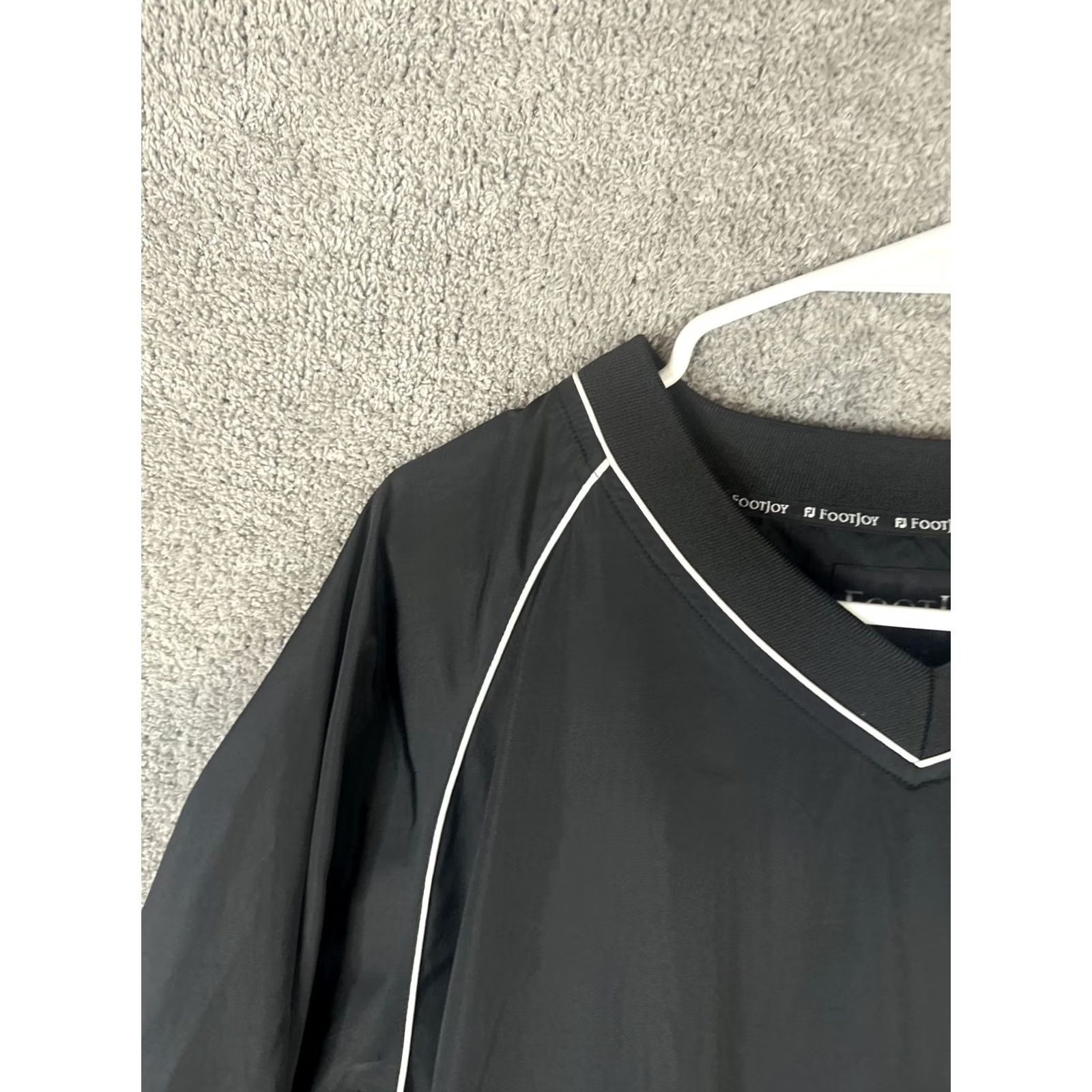 Footjoy FootJoy Windbreaker Jacket Mens Large Black V Neck Pullover Golf FJ Logo Size US L / EU 52-54 / 3 - 3 Thumbnail