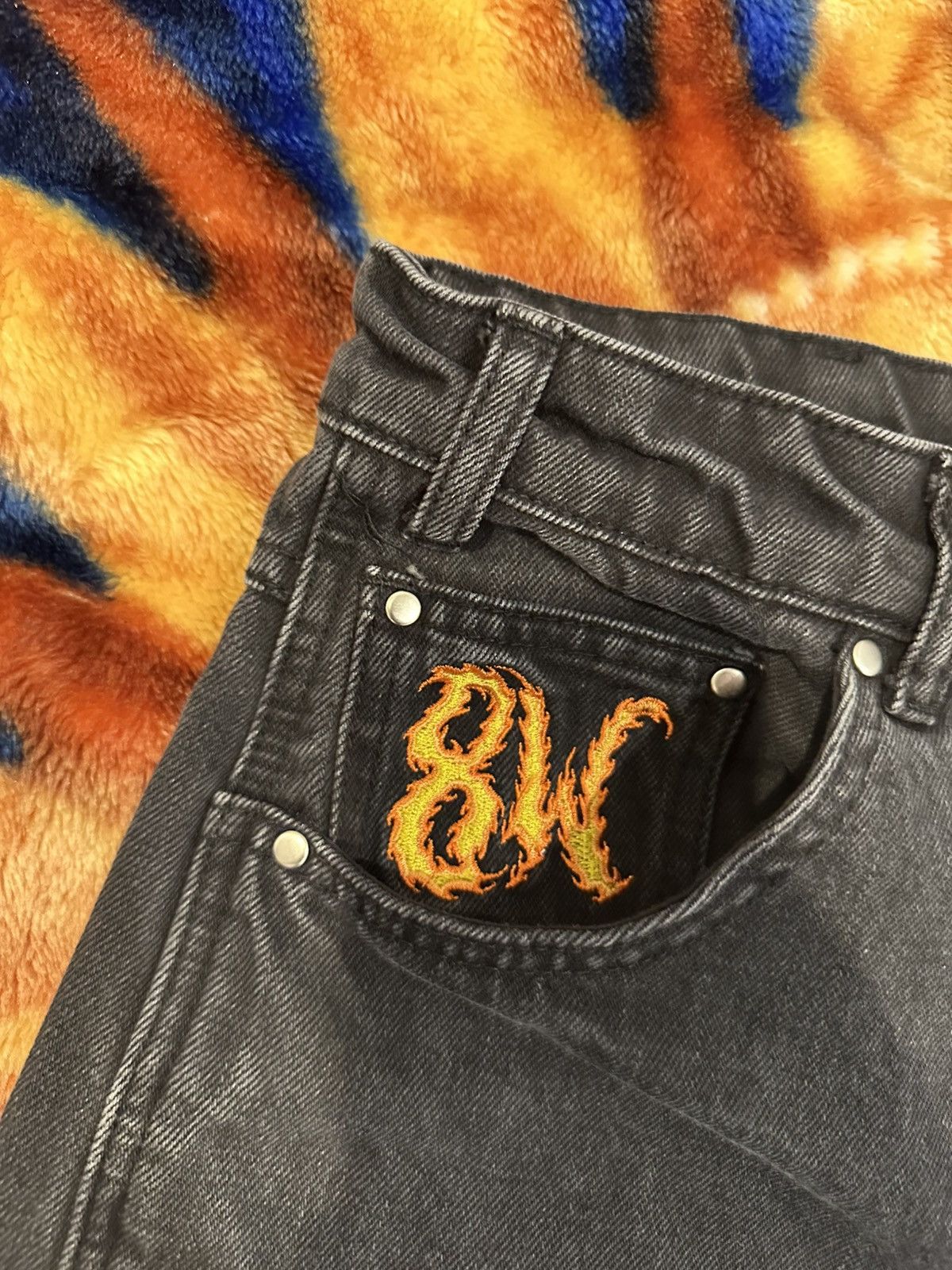 8THWNDR 8thwndr Fire Cargo Shorts Size US 32 / EU 48 - 2 Thumbnail