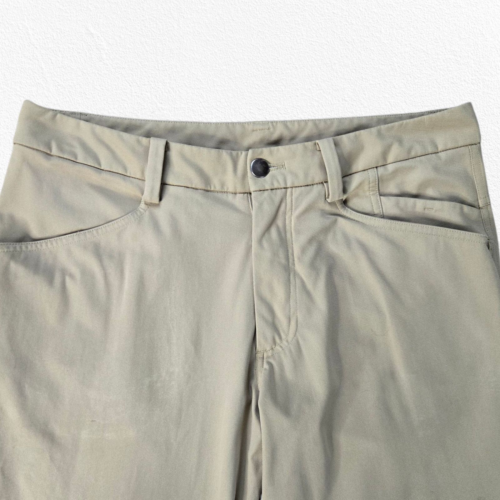 Lululemon Lululemon Khaki ABC Pants Slim Fit Pant Size 32 Size US 32 / EU 48 - 4 Thumbnail