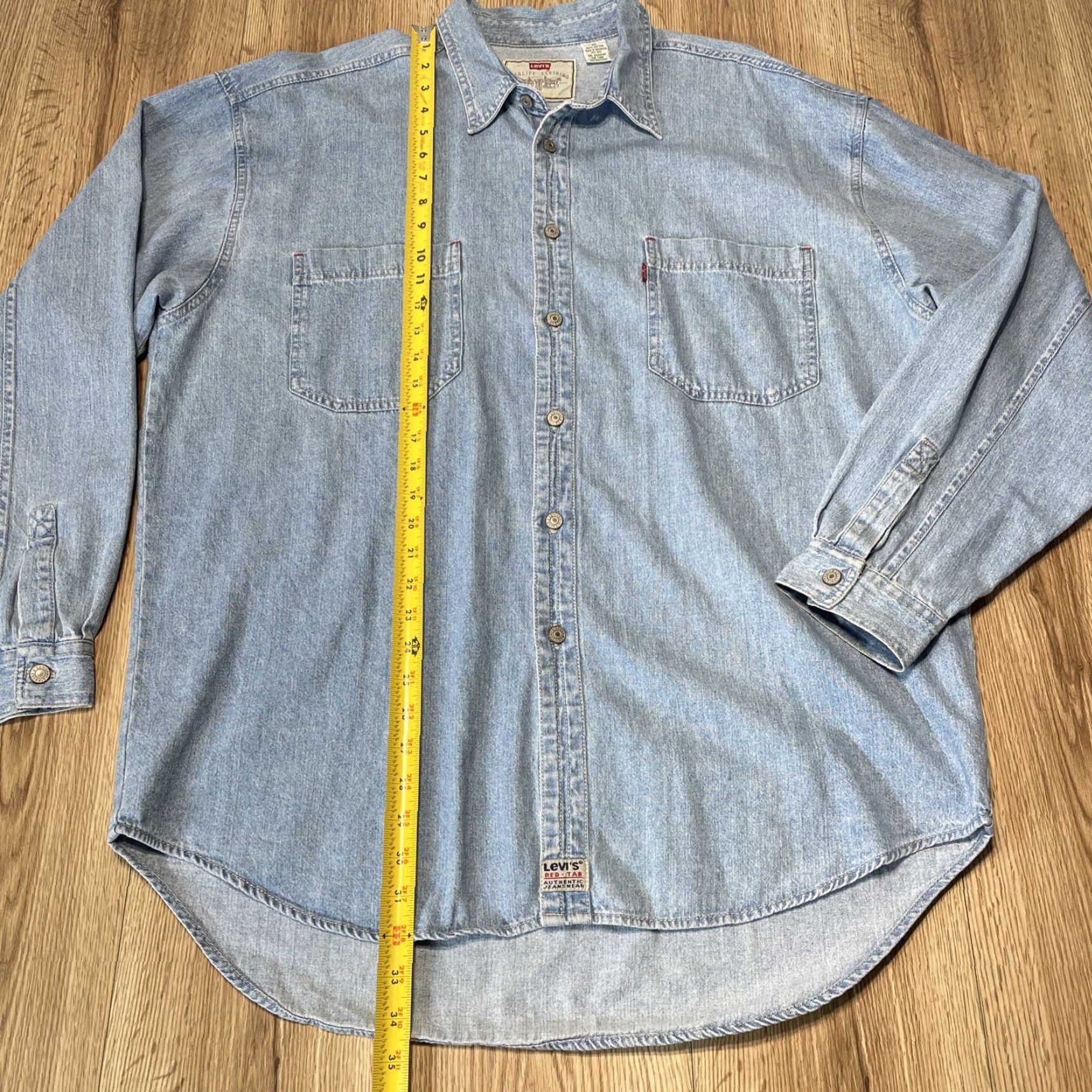 Levi's VINTAGE Levi's Denim Shirt Mens XL Long Sleeve Blue Relaxed Fit Metal Buttons Size US XL / EU 56 / 4 - 3 Thumbnail