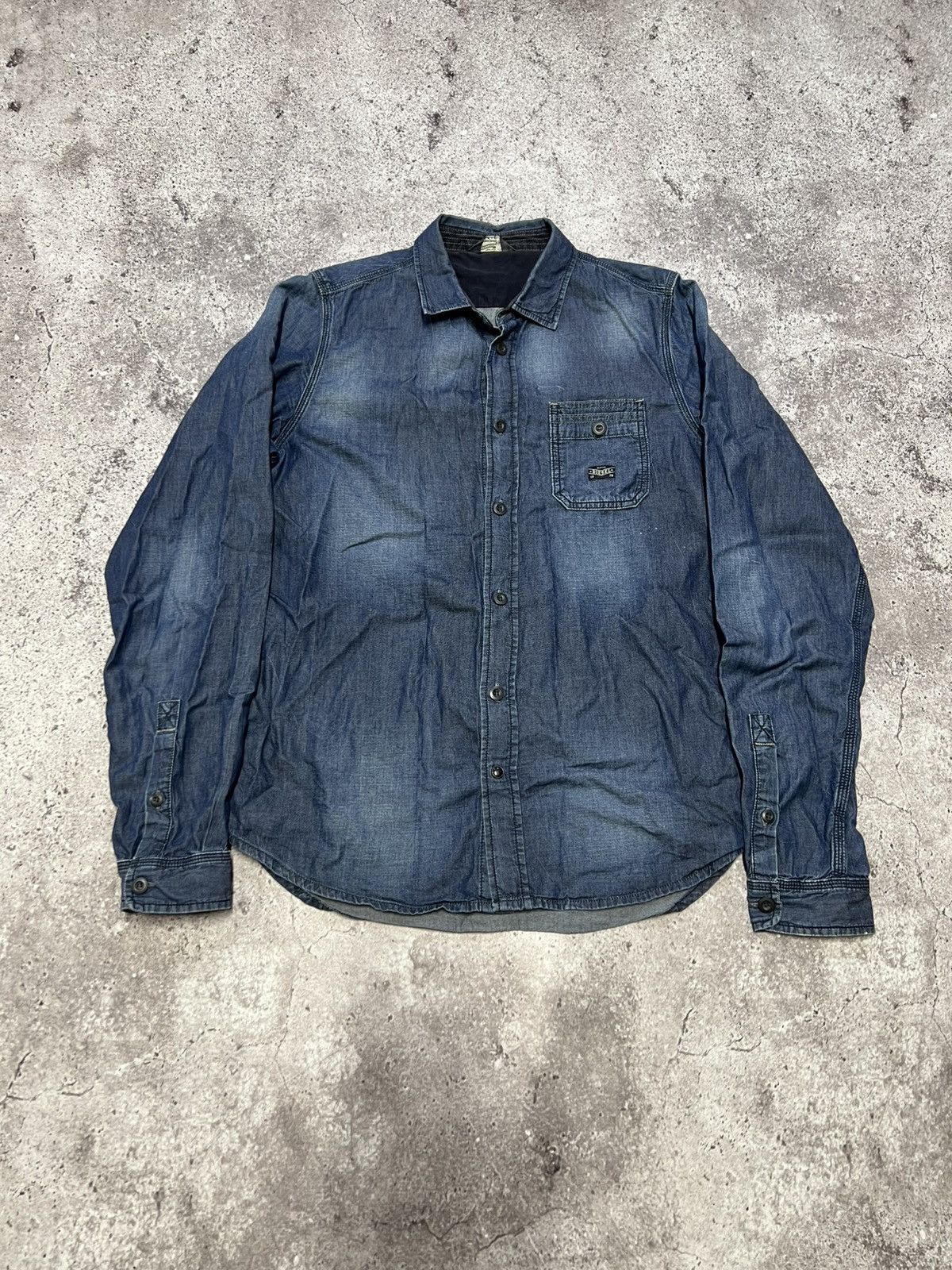 Diesel Vintage Diesel Denim Shirt Avant-Garde Western RRL Style Size US L / EU 52-54 / 3 - 2 Thumbnail