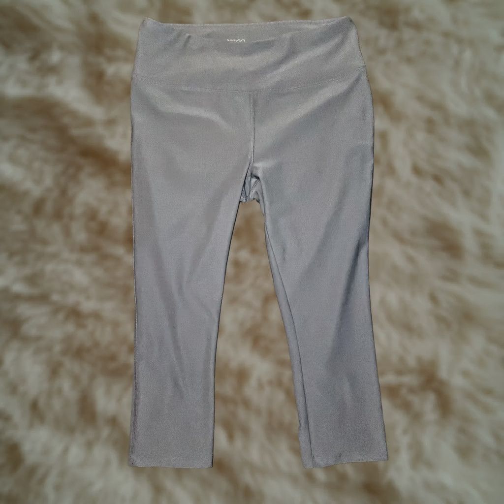 Vintage Vogo Athletica Crop Leggings Women's M Gray Stretch Active Yoga Gym Running Size 32" / US 10 / IT 46 - 1 Thumbnail