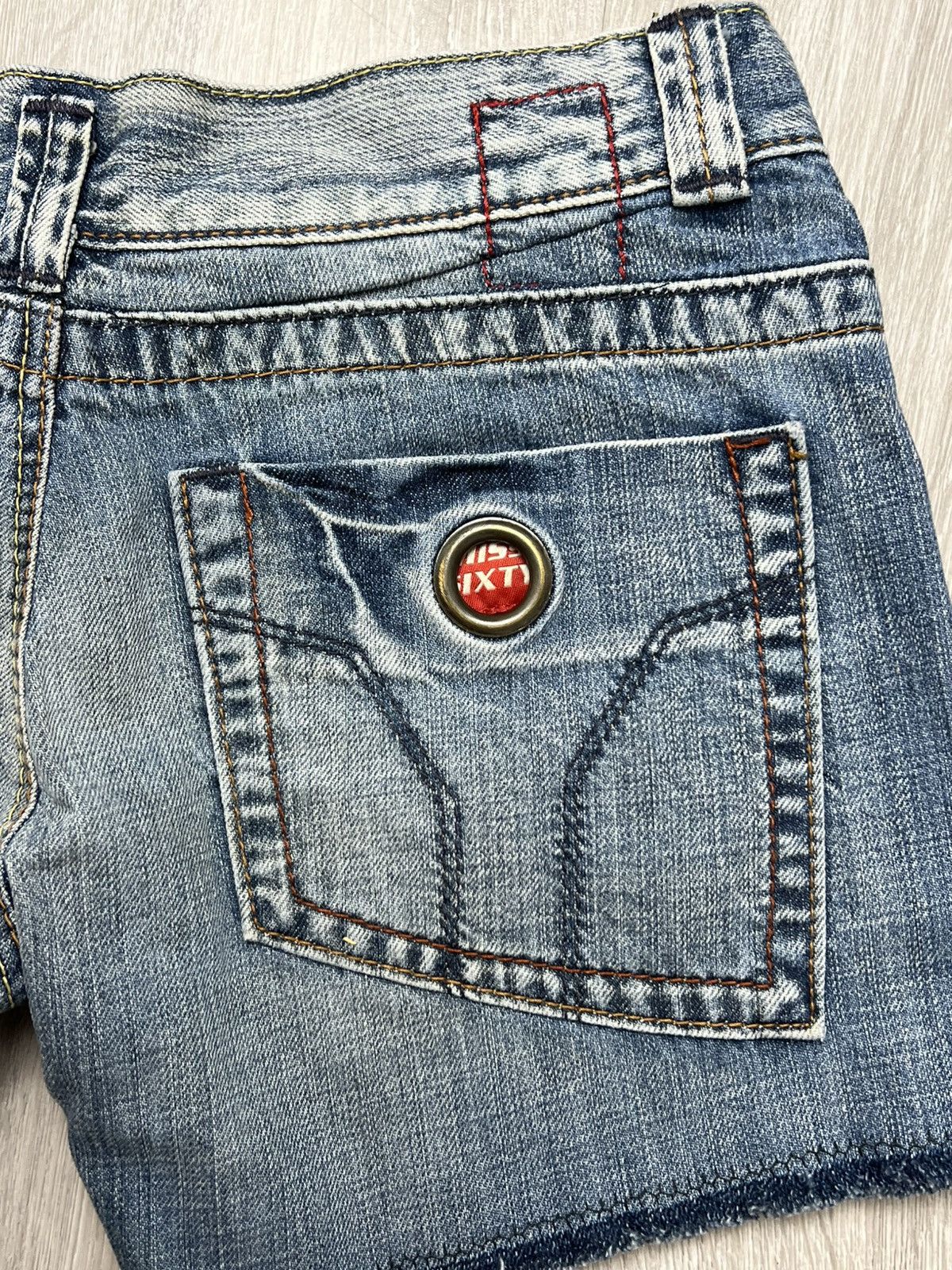 Miss Sixty Miss Sixty Denim Shorts Size 25" / US 0 / IT 36 - 8 Thumbnail