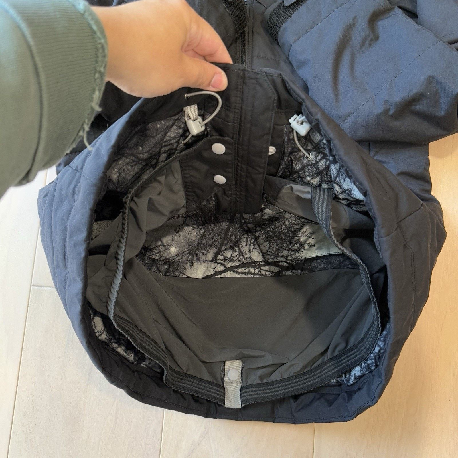 Patagonia Patagonia Rubicon Jacket Women's XS Black Full Zip Insulated Size XS / US 0-2 / IT 36-38 - 6 Thumbnail