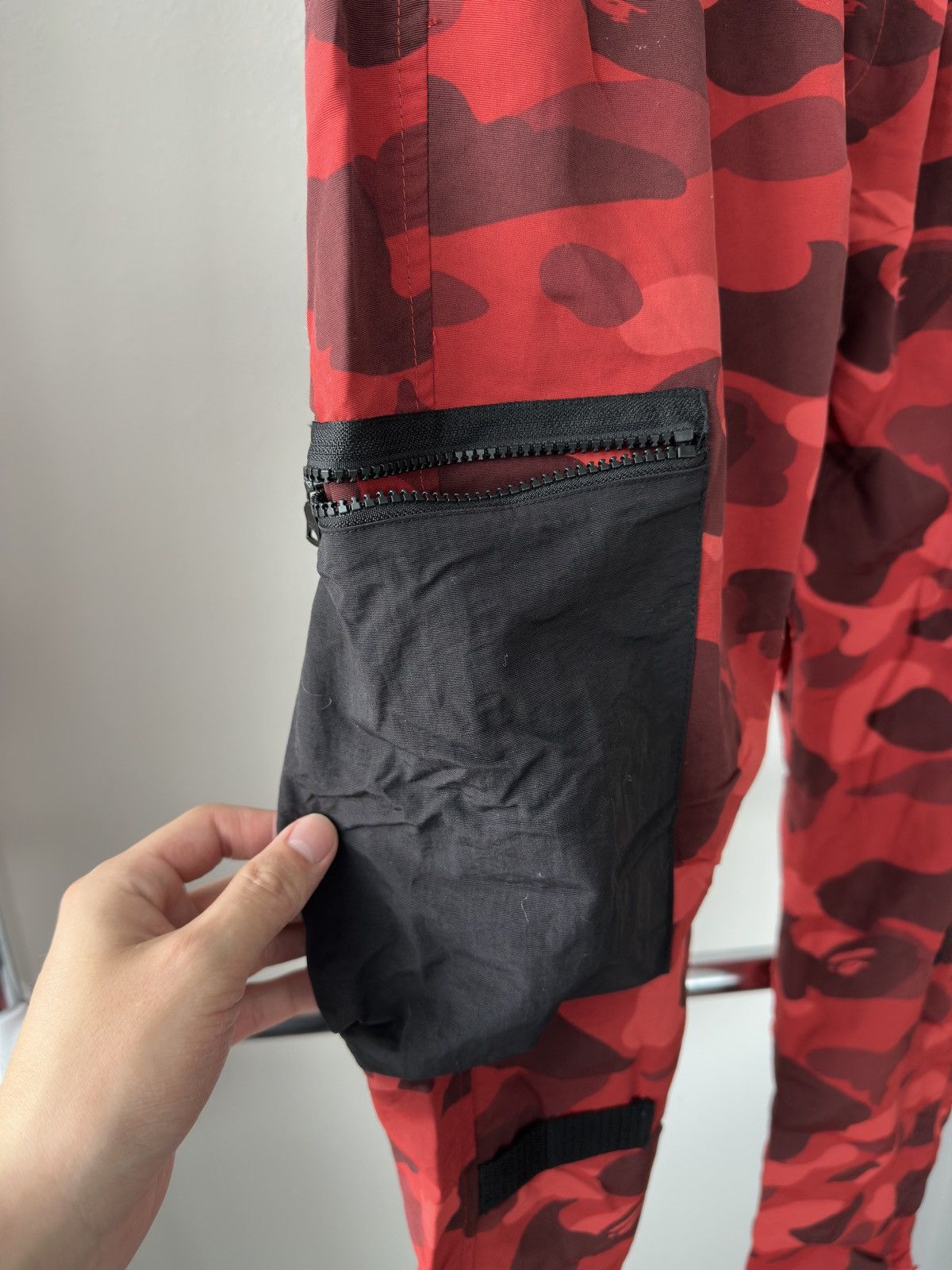 Bape BAPE Camo Cargo Nylon Pants Red Size US 30 / EU 46 - 5 Thumbnail