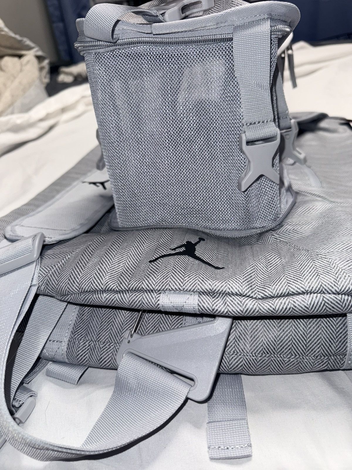 Jordan Brand Jordan Herringbone Backpack Duffel Bag 806369-012 NWT Size 46 - 3 Thumbnail