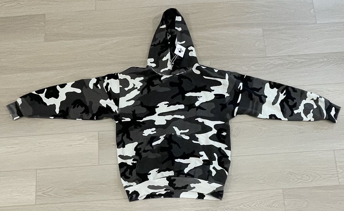 Warren Lotas Warren Lotas Urban Camo Distressed Arrowman Hoodie Size US L / EU 52-54 / 3 - 3 Thumbnail