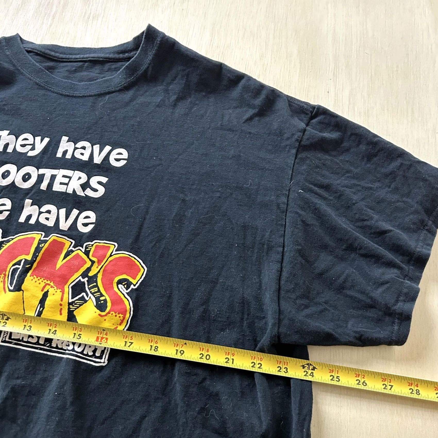 Vintage Dick's Last Resort Shirt Mens XL Black Hooters Slogan Adult Humor Tee T-Shirt Size US XL / EU 56 / 4 - 3 Thumbnail