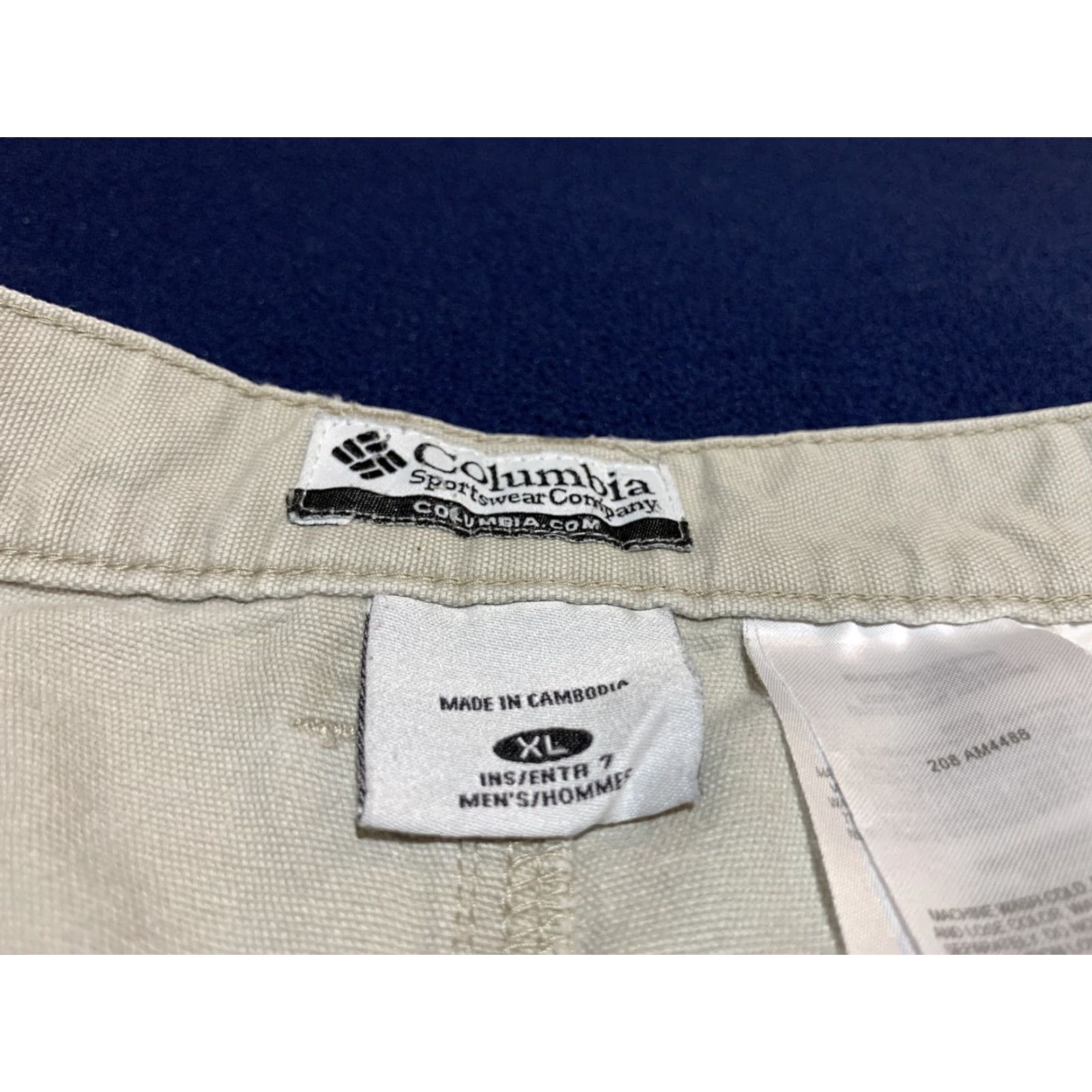 Vintage COLUMBIA Cargo Shorts Men XL 40W Beige 9" Inseam Pre-owned Size US 36 / EU 52 - 4 Thumbnail