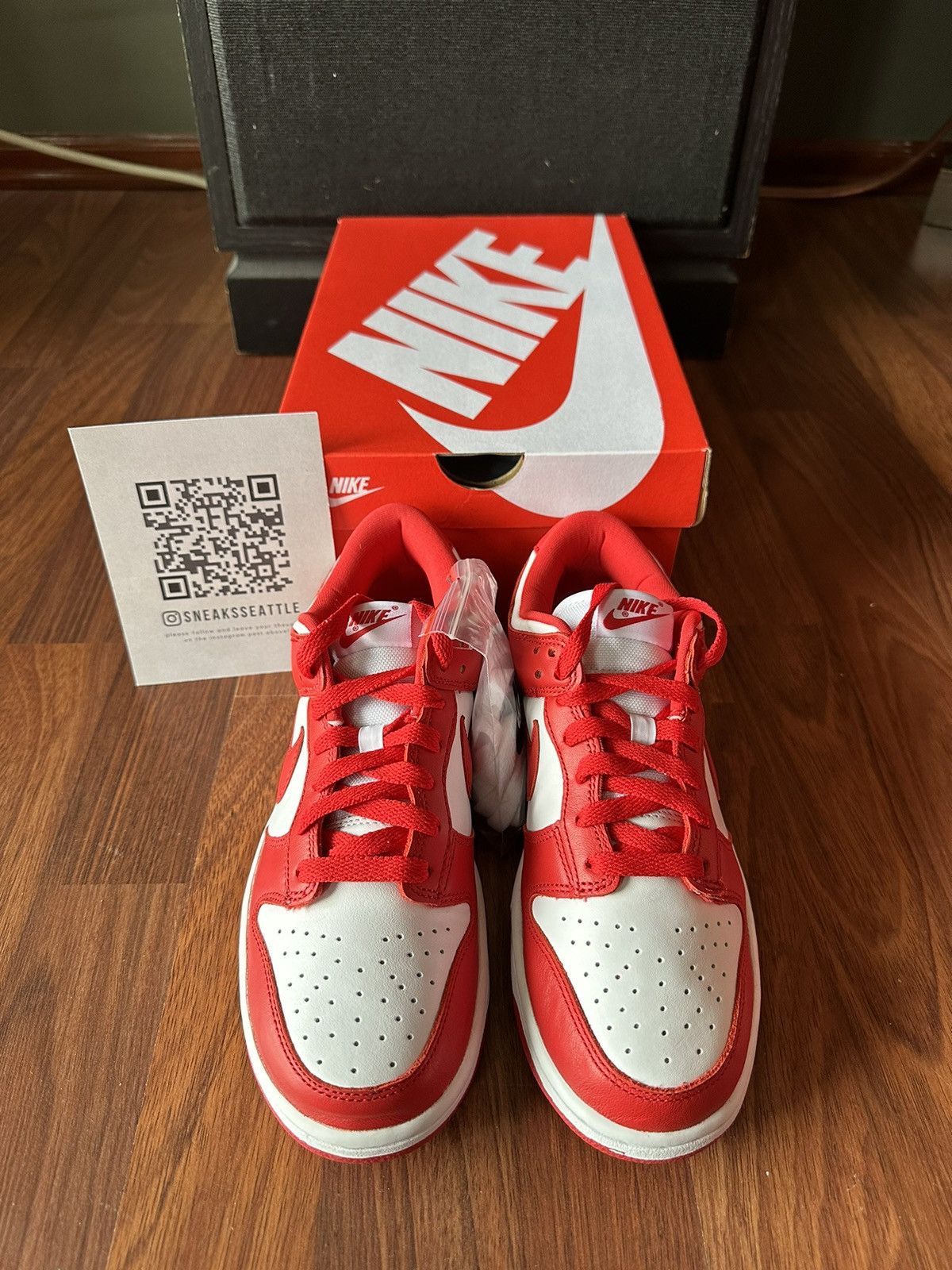 Nike Nike Dunk Low SP St. John's (2023) Size 4.5M/6W CU1727-100 Size US 6 / IT 36 - 3 Thumbnail