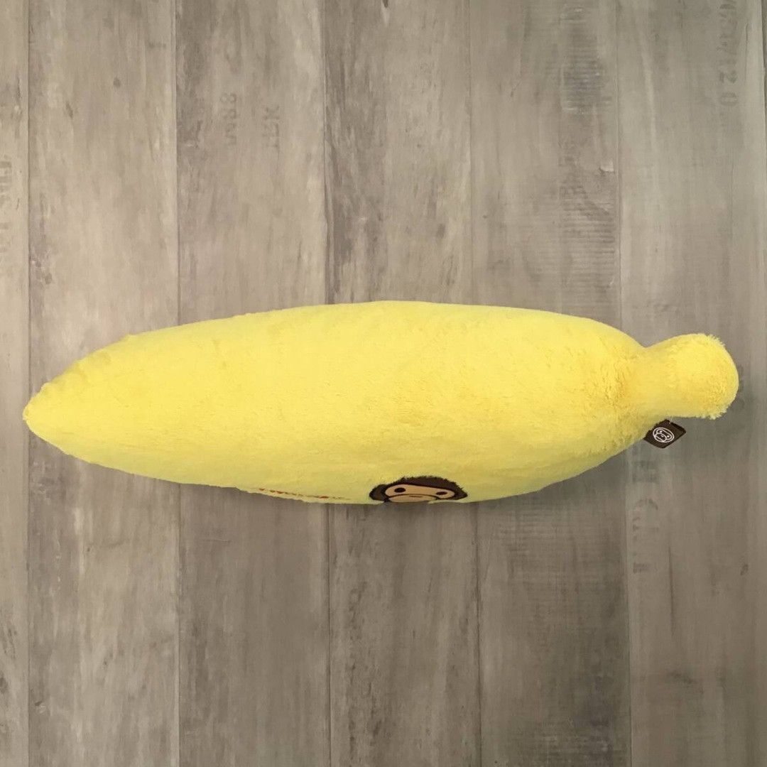Bape BAPE × Sanrio Milo Fluffy Banana Cushion Pillow APE NIGO Size ONE SIZE - 4 Thumbnail