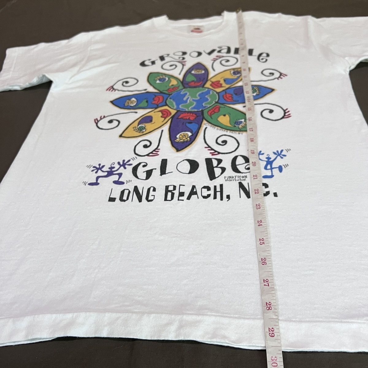 Vintage Vintage 90s GROOVABLE GLOBE LONG BEACH Promo Tee Size US L / EU 52-54 / 3 - 8 Thumbnail
