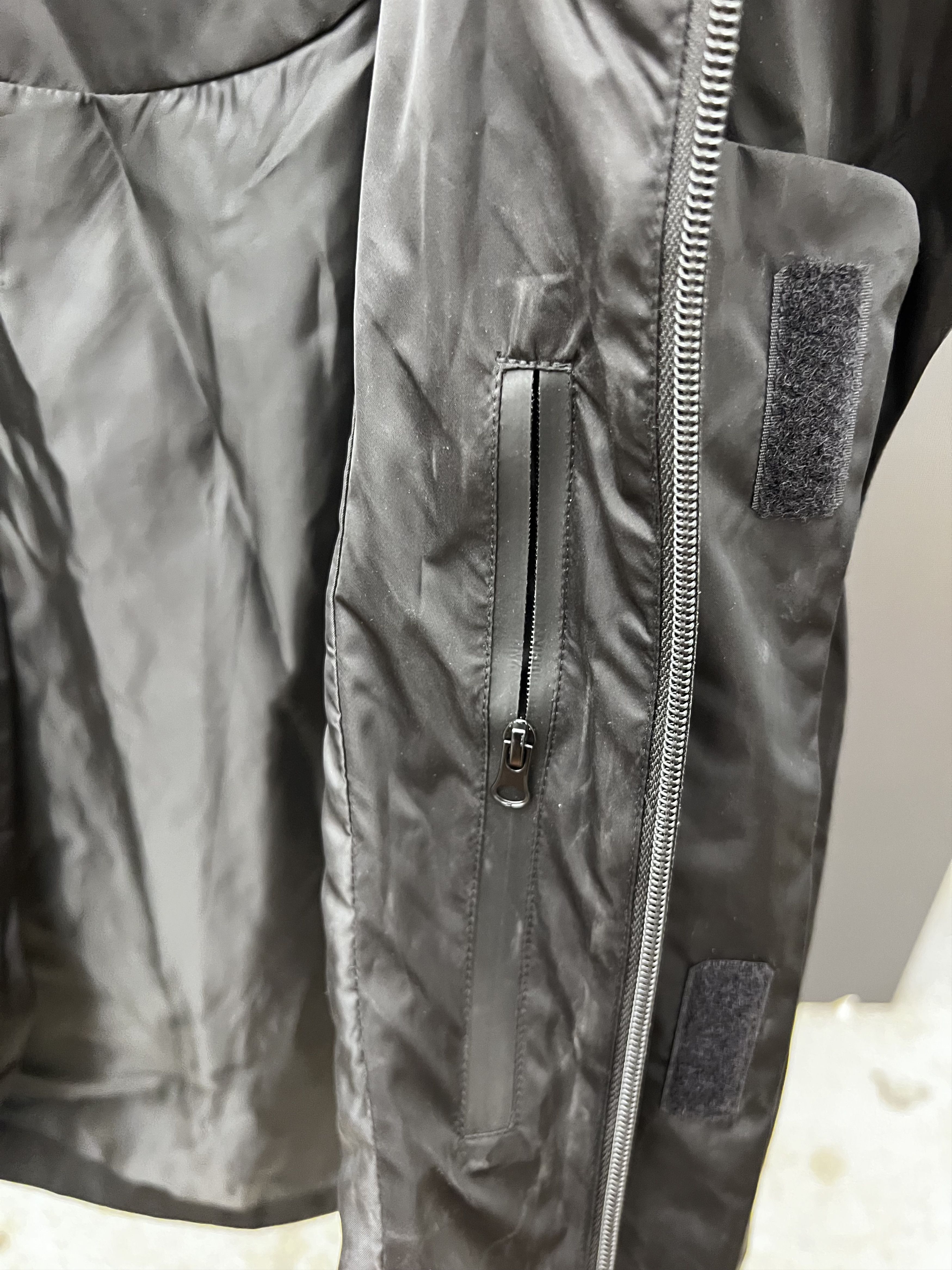 Heliot Emil INFLATABLE VEST Size US L / EU 52-54 / 3 - 6 Thumbnail
