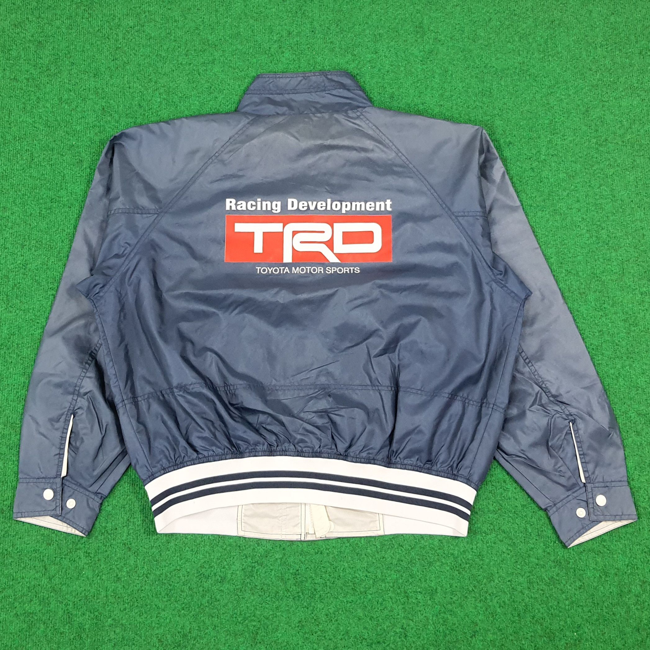 Japanese Brand × Vintage Vintage TRD Toyota Motor Sports Japan Racing Jacket Size US L / EU 52-54 / 3 - 1 Thumbnail