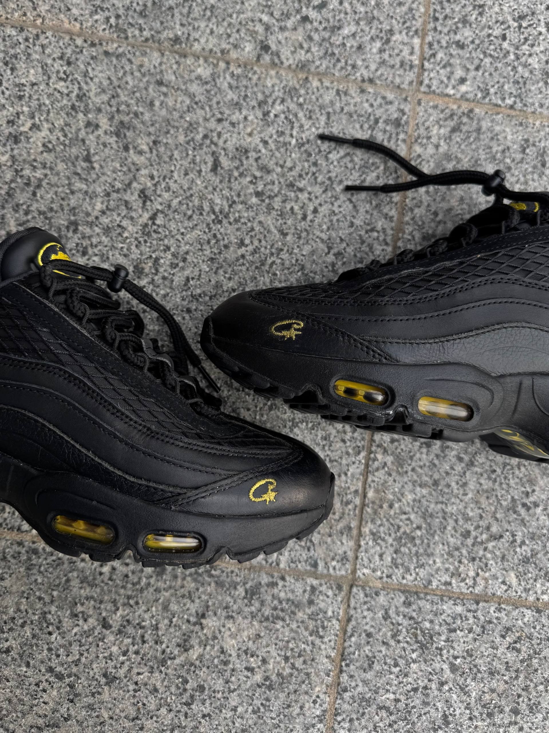 Corteiz × Nike Nike Air Max 95 x Corteiz Black Tour Yellow Honey FB2709-003 Size US 7 / EU 40 - 16 Thumbnail