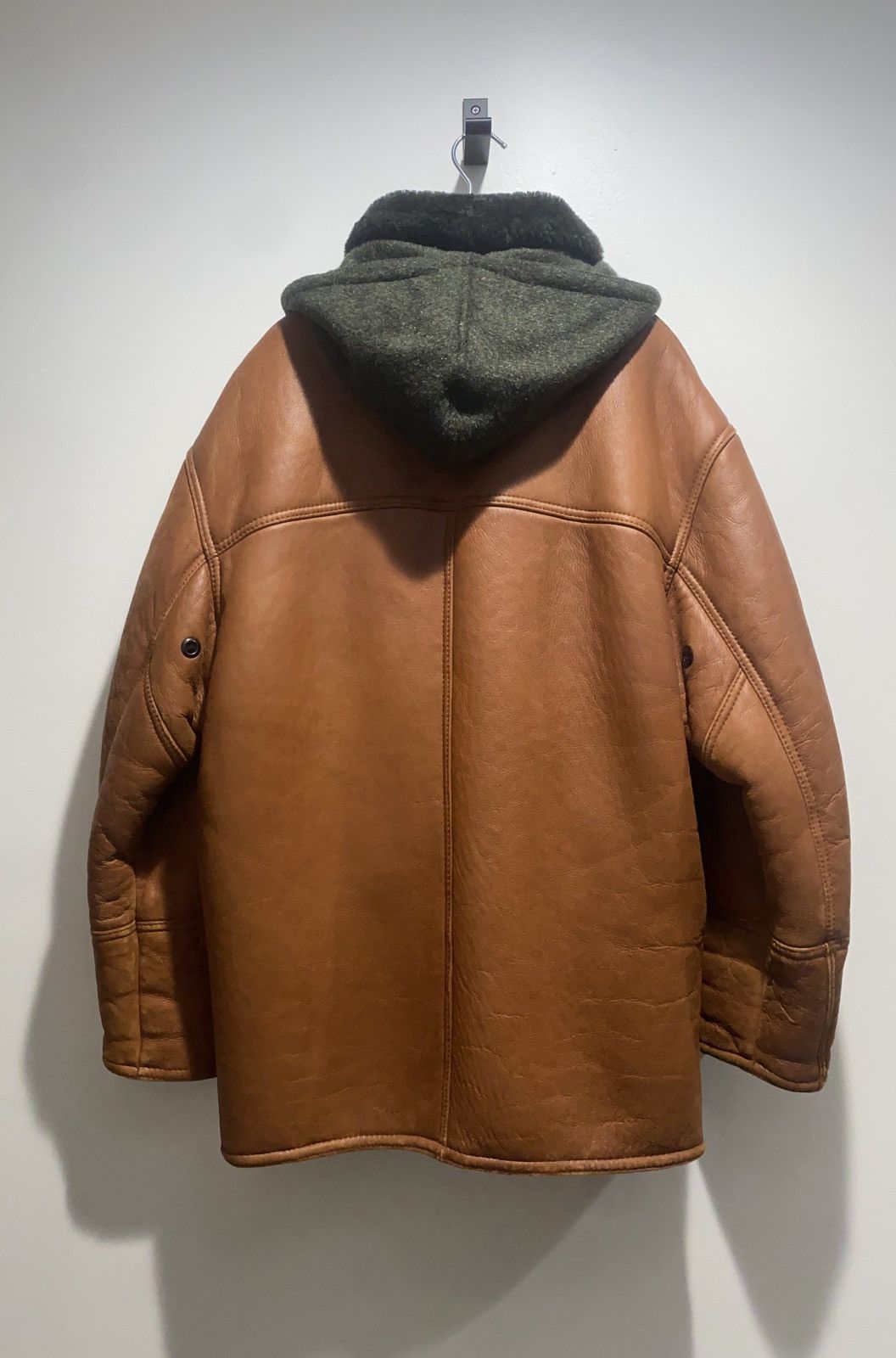 Saks Fifth Avenue 90s Vintage Leather Shearling Jacket with Detachable Hood Size US M / EU 48-50 / 2 - 3 Thumbnail