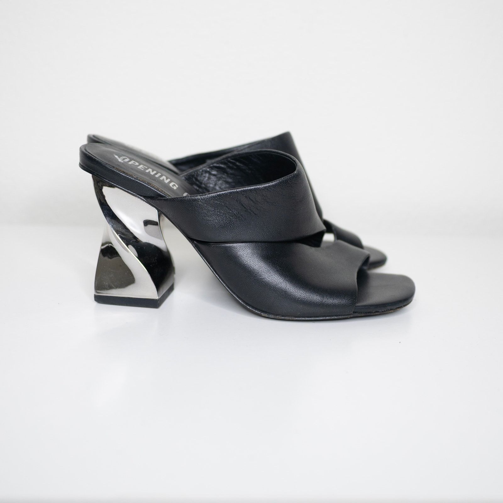 Opening Ceremony Opening Ceremony Black Leather Mules Size US 5 / IT 35 - 3 Thumbnail