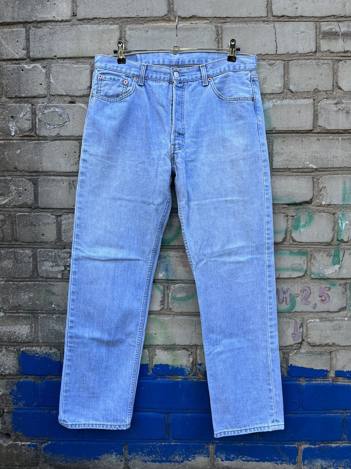 Levi's Vintage Levi’s 501 Blue Stonewashed Regular Fit Button Jeans Size US 36 / EU 52 - 1 Thumbnail