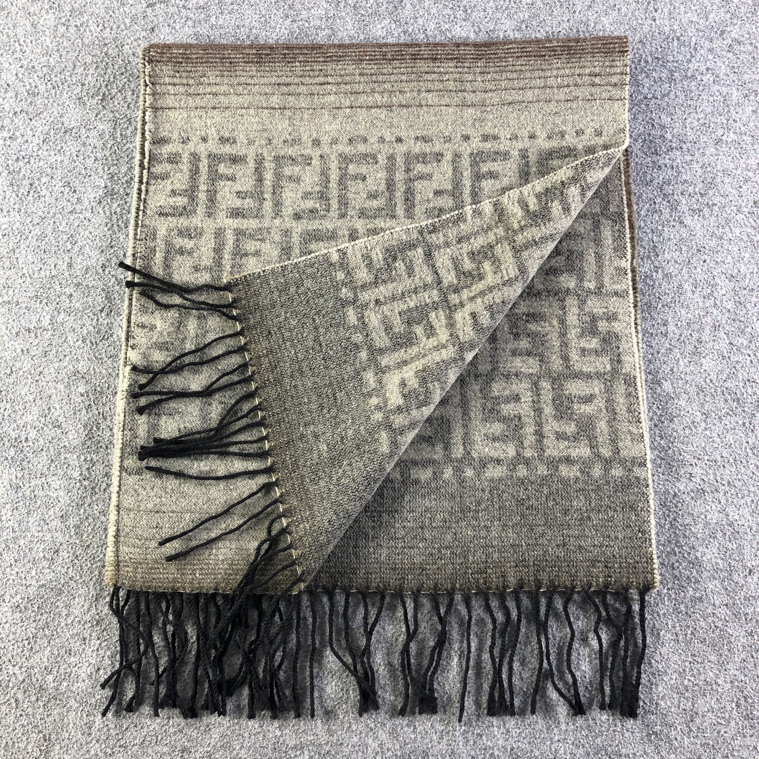 Vintage Fendi Scarf / Muffler / Neckwear P446 Size ONE SIZE - 4 Thumbnail