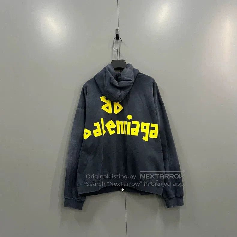 Balenciaga Balenciaga Back Tape BB Zip Hoodie. Size US M / EU 48-50 / 2 - 1 Thumbnail