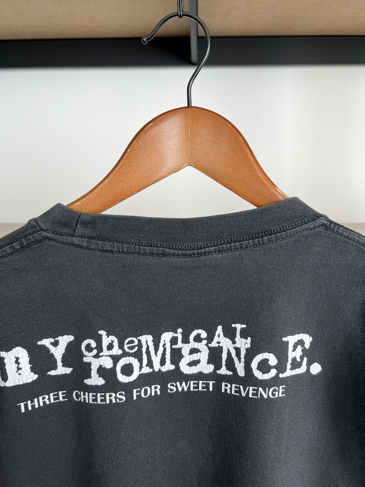 Band Tees Vintage 2000s My Chemical Romance Three Cheers for Sweet Tee Size US S / EU 44-46 / 1 - 14 Thumbnail