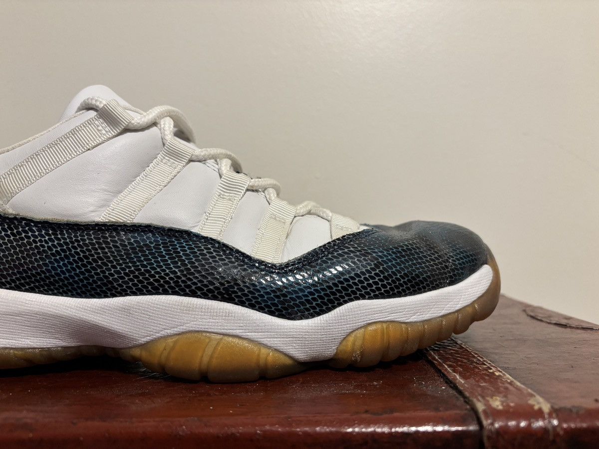 Jordan Brand × Nike 2001 Air Jordan 11 Retro Low 'Snakeskin' Size US 9.5 / EU 42-43 - 6 Thumbnail