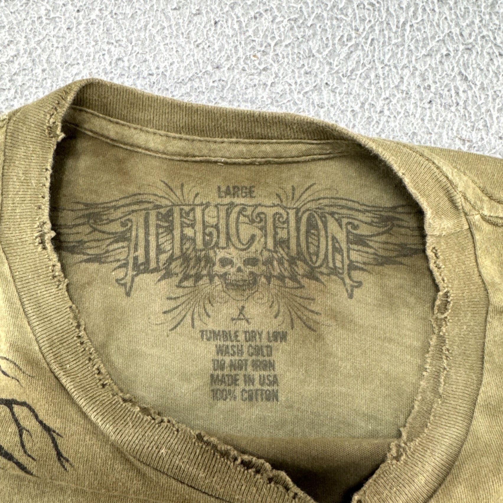 Affliction VINTAGE Affliction Shirt Men Graphic Samurai Japanese Warrior Art Size L Green Cotton T-Shirt 2000s Mens Size US L / EU 52-54 / 3 - 4 Thumbnail