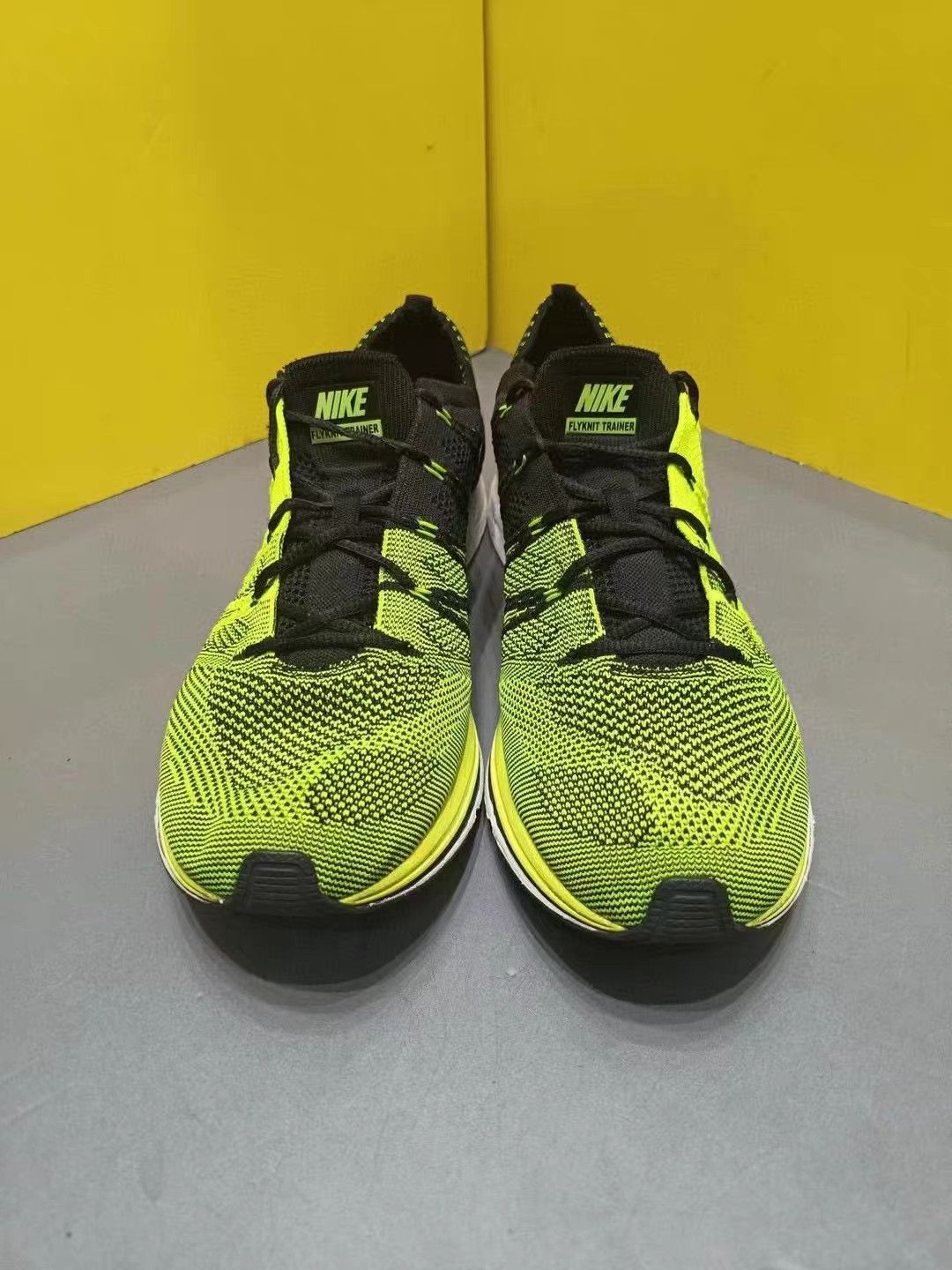 Nike Nike Flyknit Trainer+ Neon Volt K15 Size US 11.5 / EU 44-45 - 2 Thumbnail