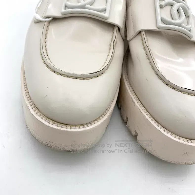 Chanel Chanel White logo thick-soled casual loafers Size US 8 / IT 38 - 9 Thumbnail